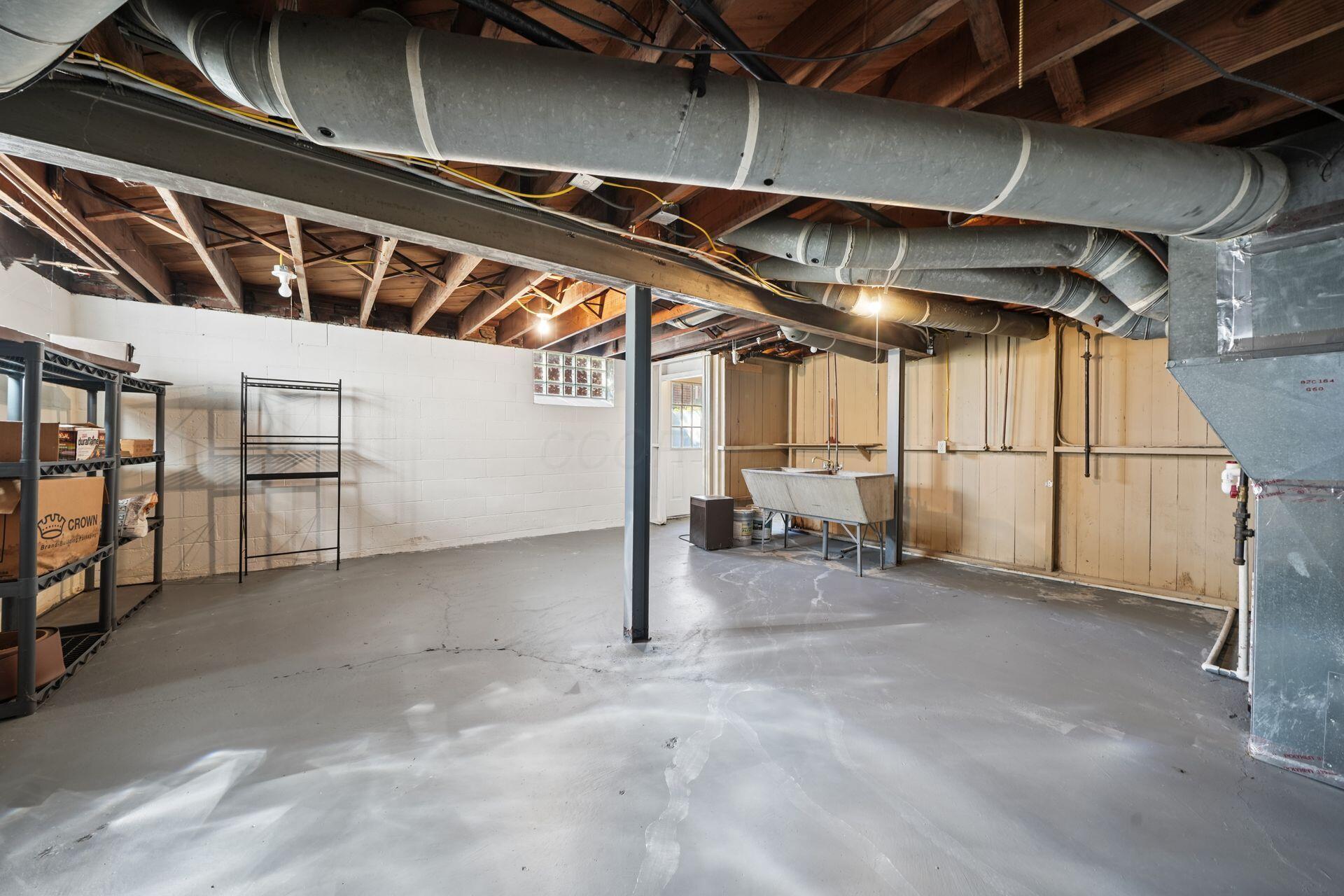 1606 Elmwood Avenue Property Photo 39