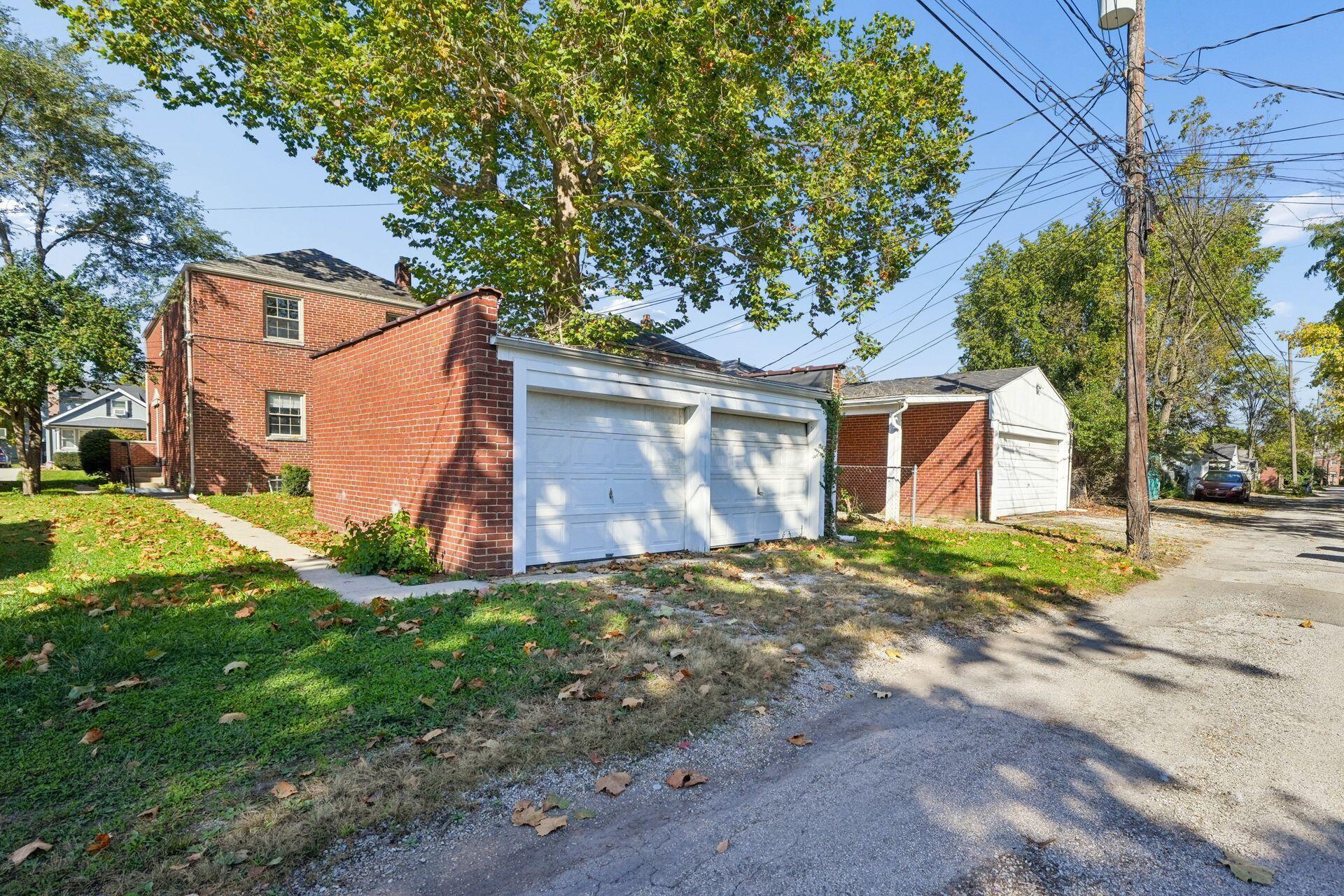 1606 Elmwood Avenue Property Photo 43
