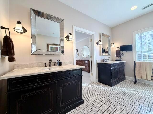 4193 Sudbrook Square W Property Photo 34