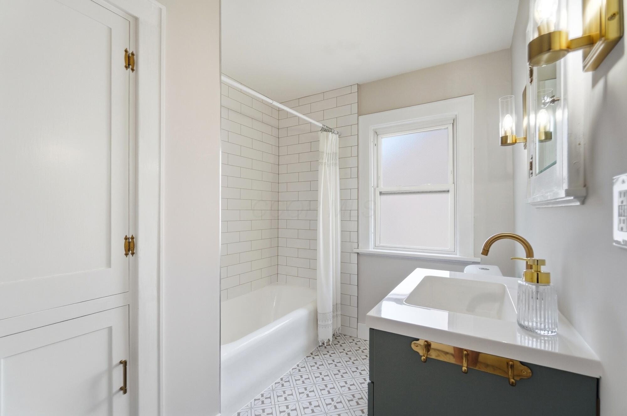 49 S Cassady Avenue Property Photo 36