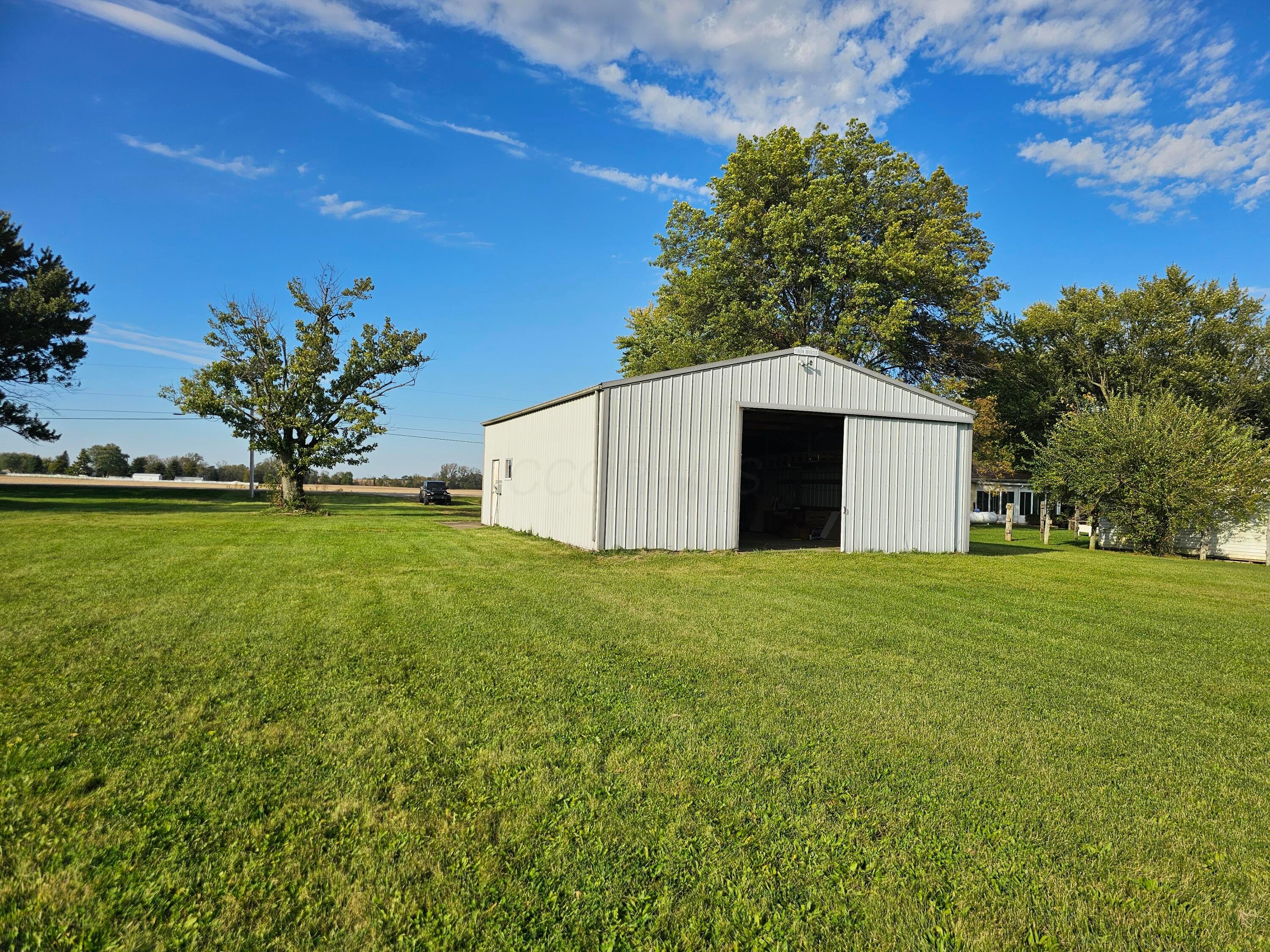 226039053 Property Photo 7