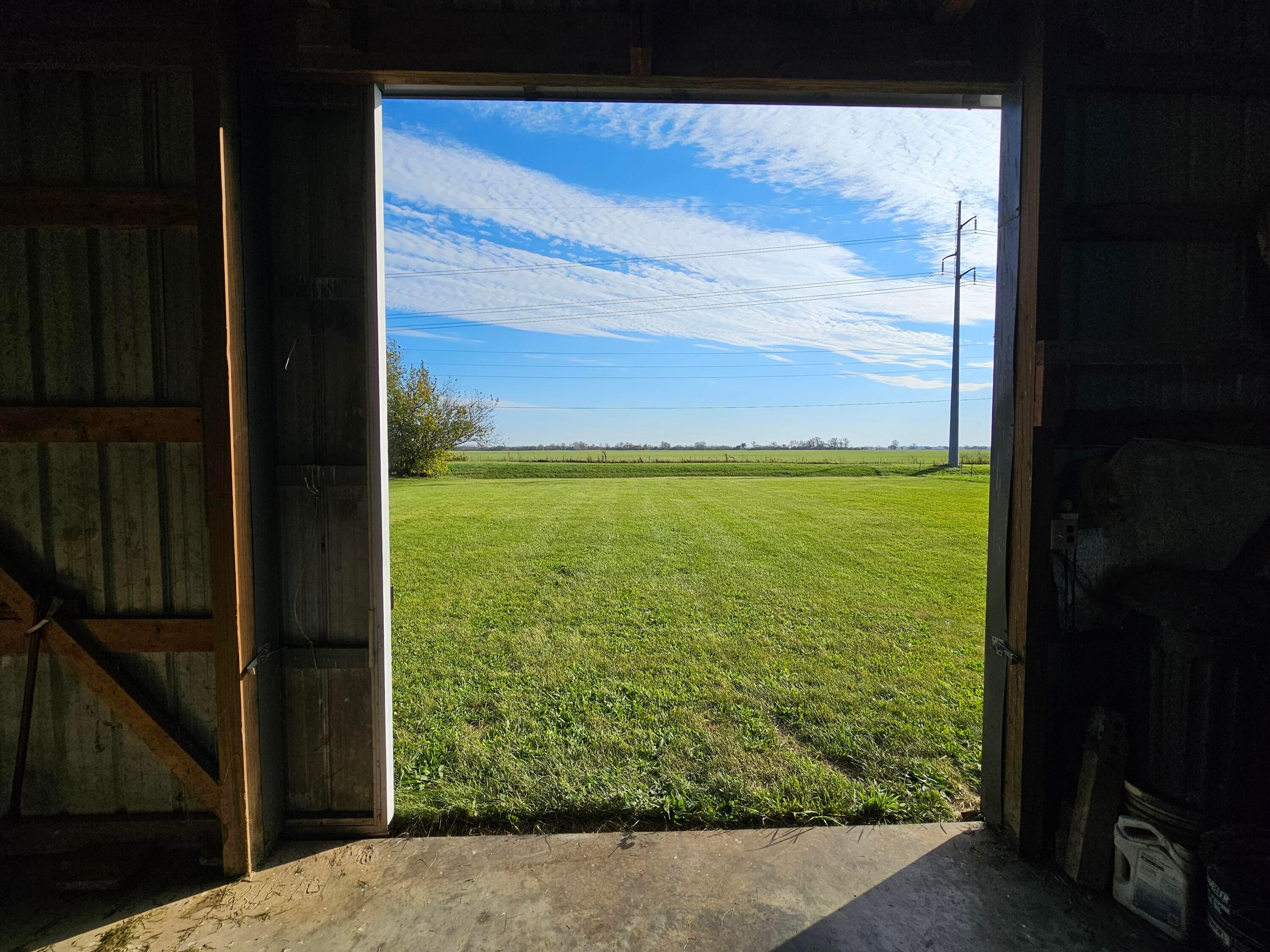 226039053 Property Photo 10