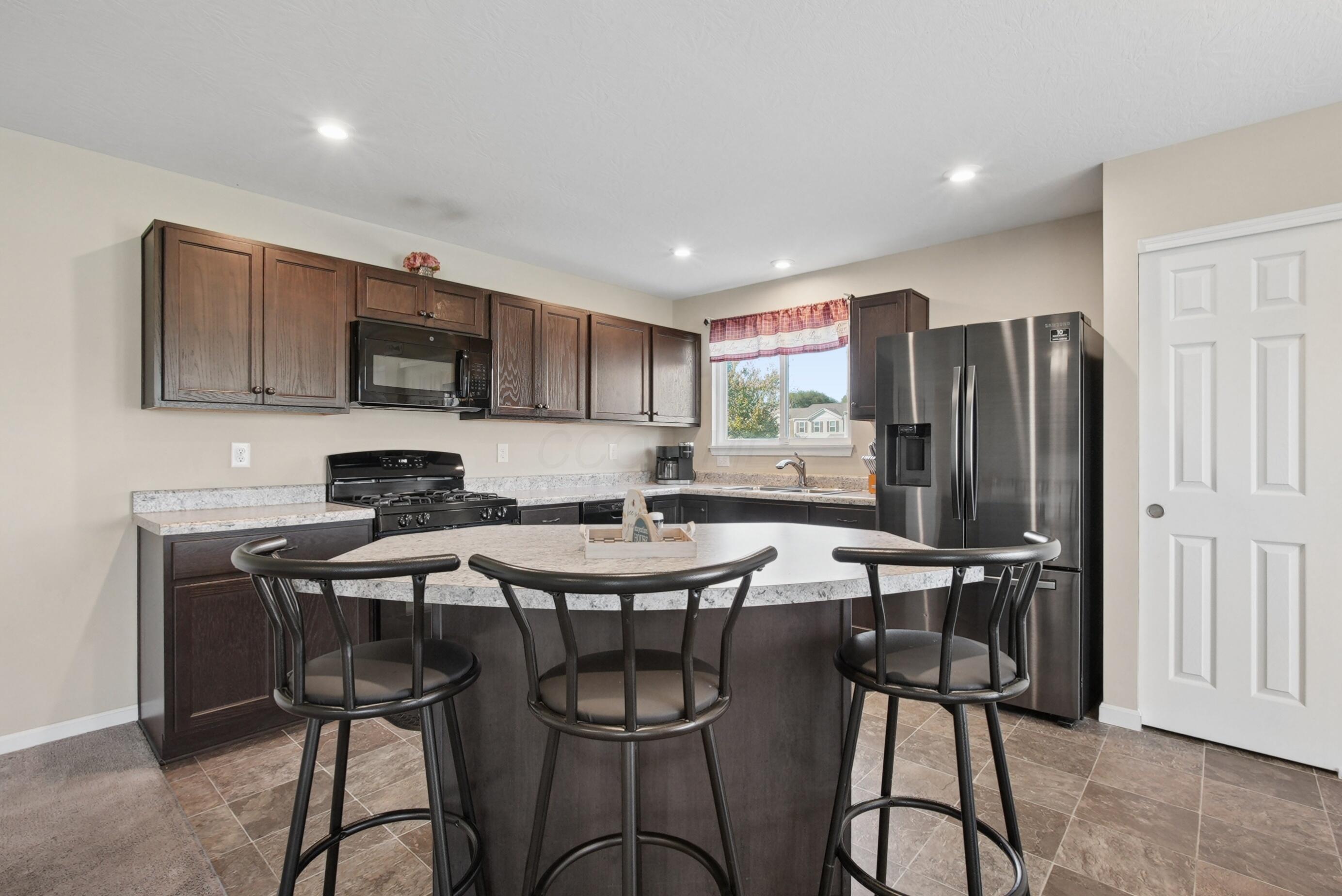 396 Nells Way Property Photo 6
