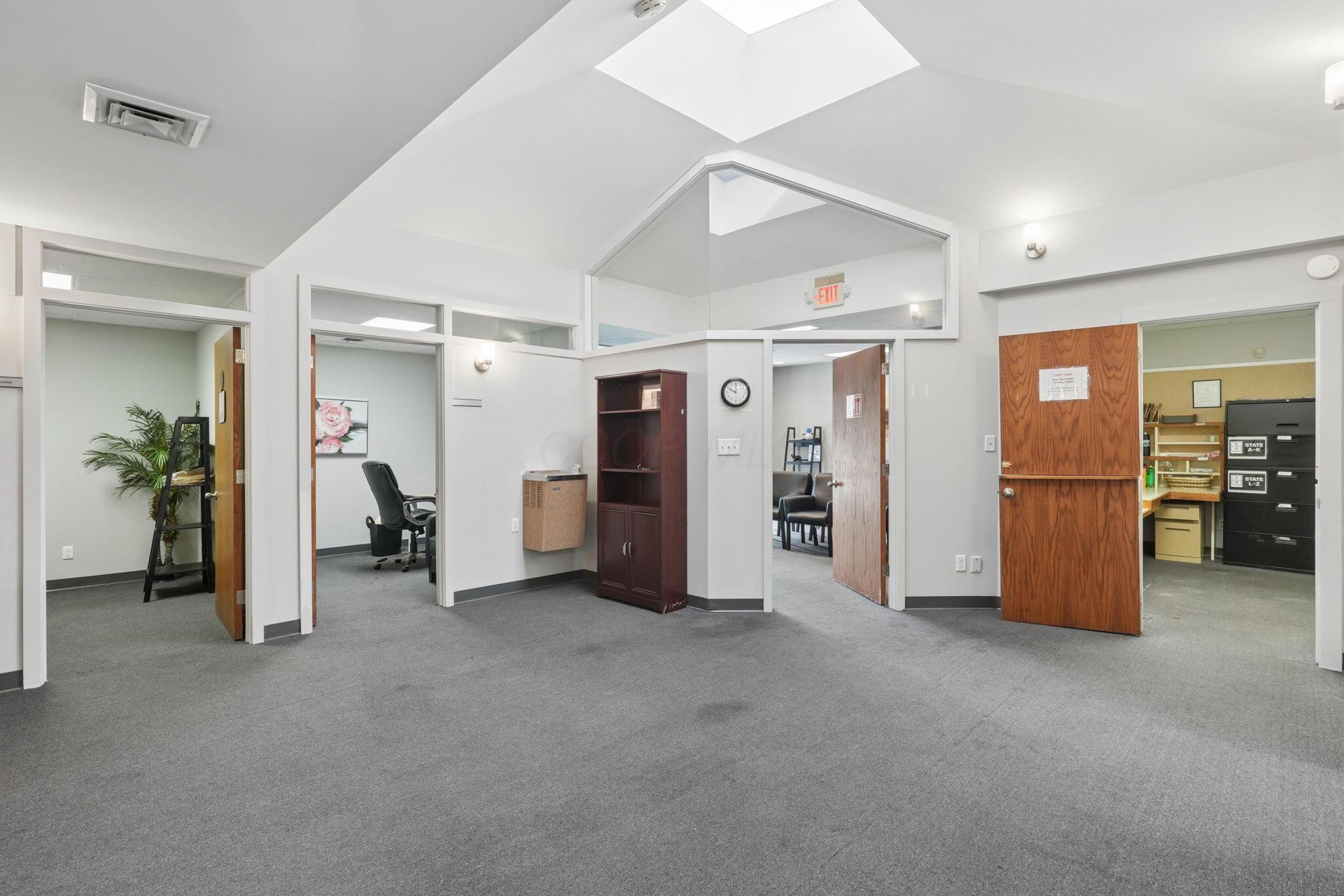 839-845 W Broad Street Property Photo 6