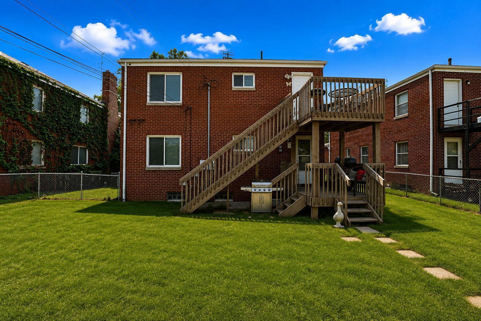 186 Powell Avenue Property Photo 6