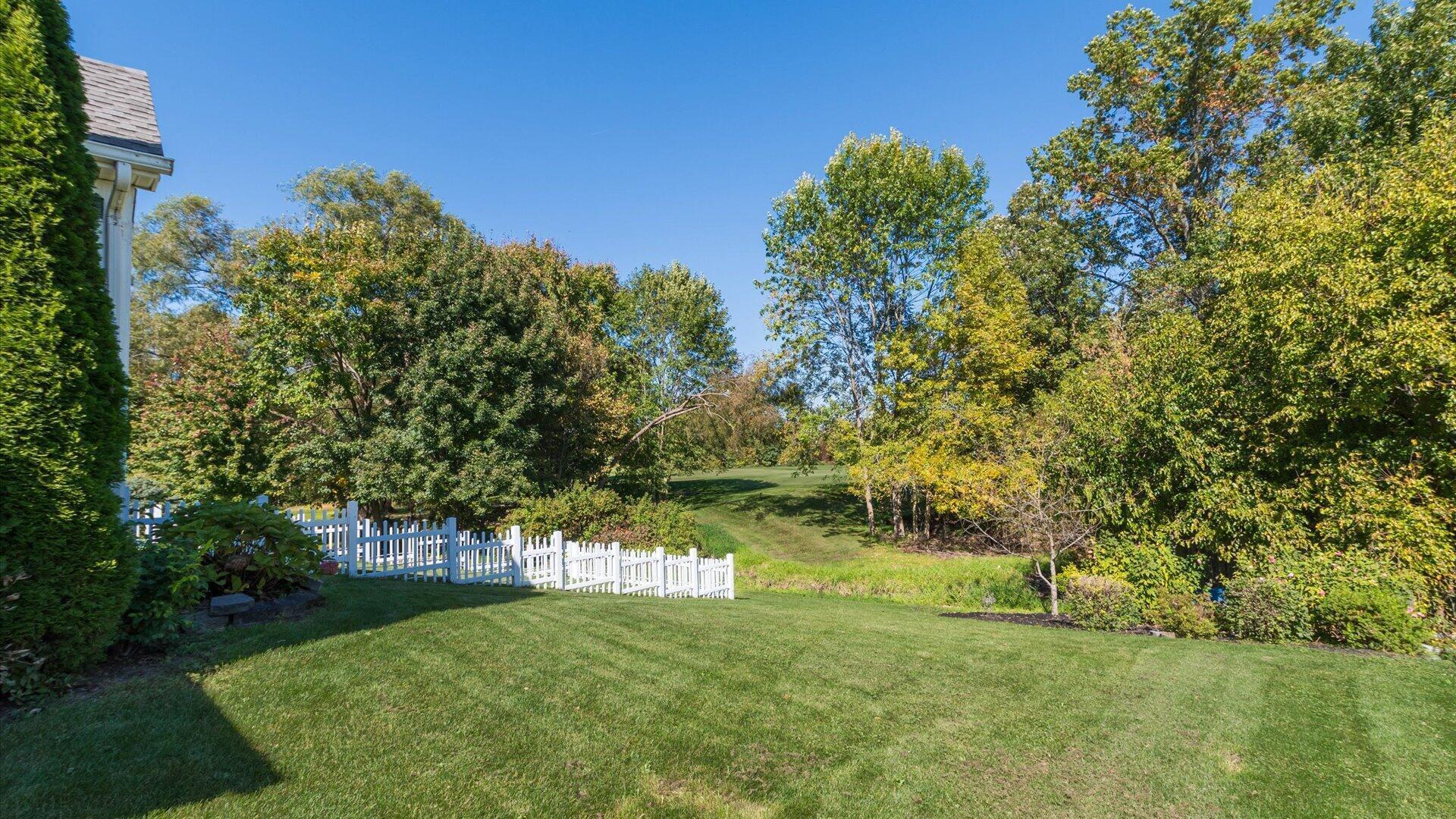 130 Trail E Property Photo 3