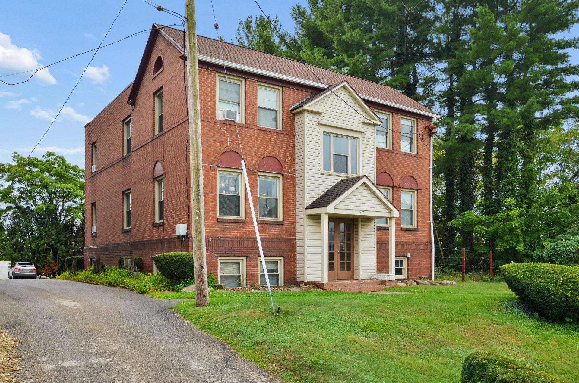 725 Bryson Street Property Photo 24