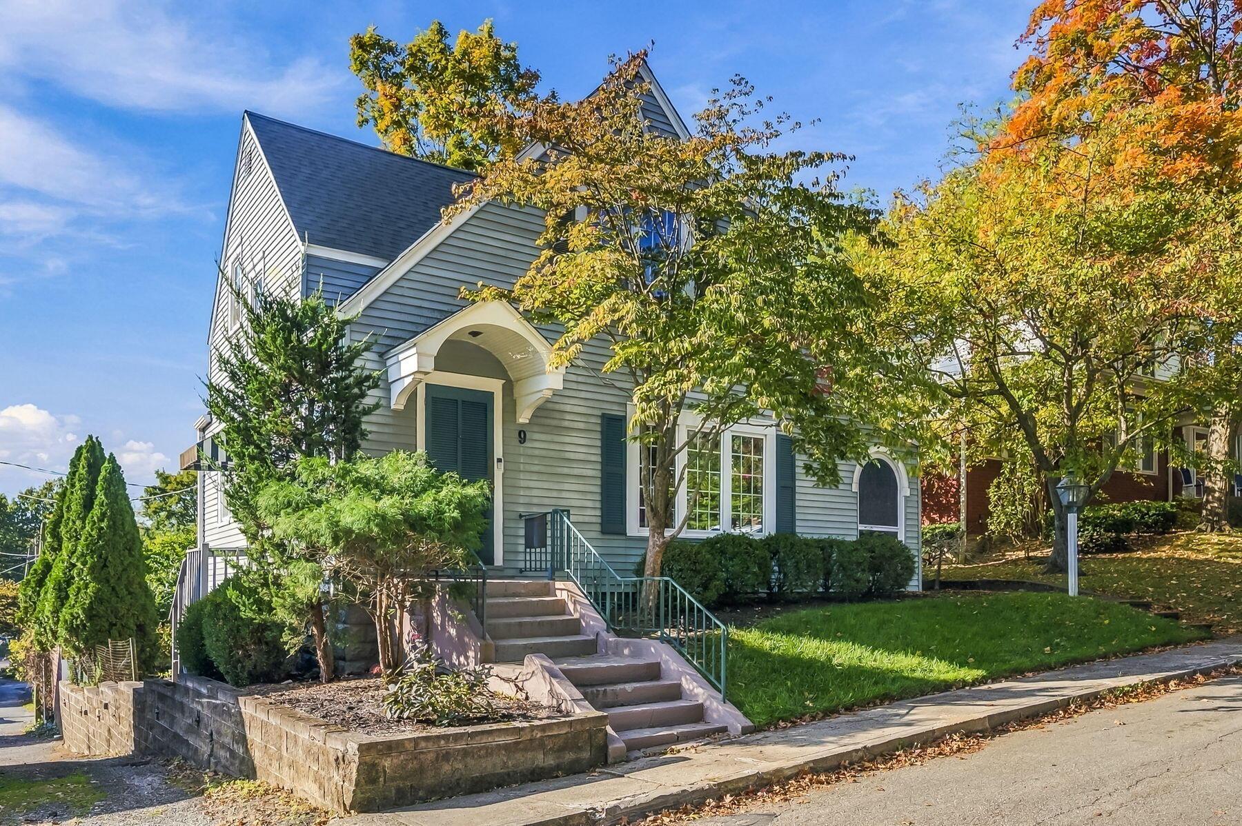 9 Woodland Avenue Property Photo 1