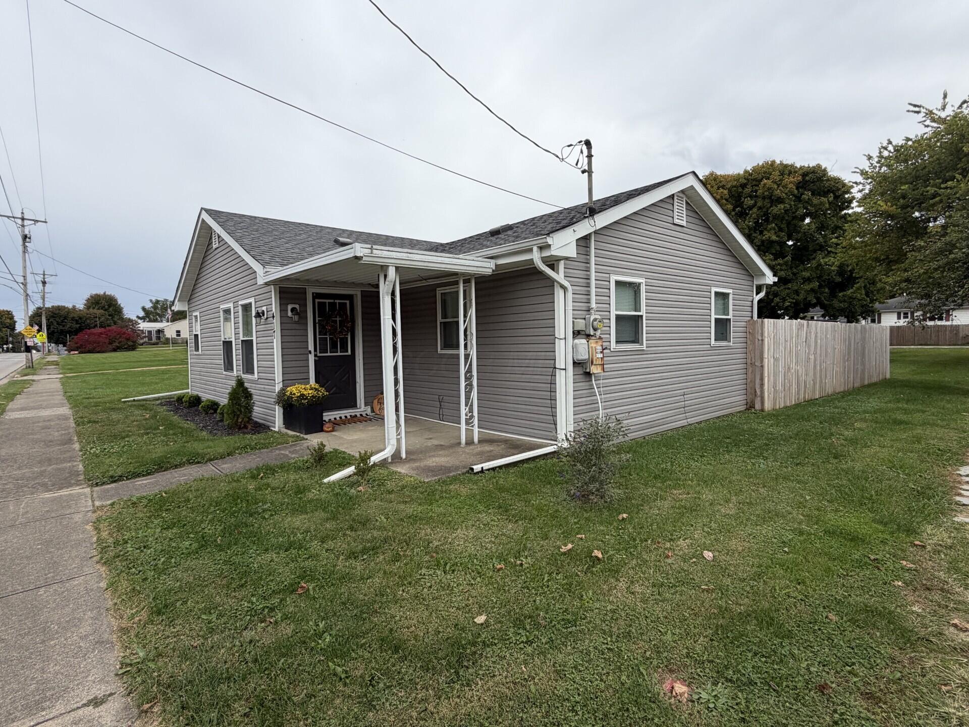 417 N School Street Property Photo 2