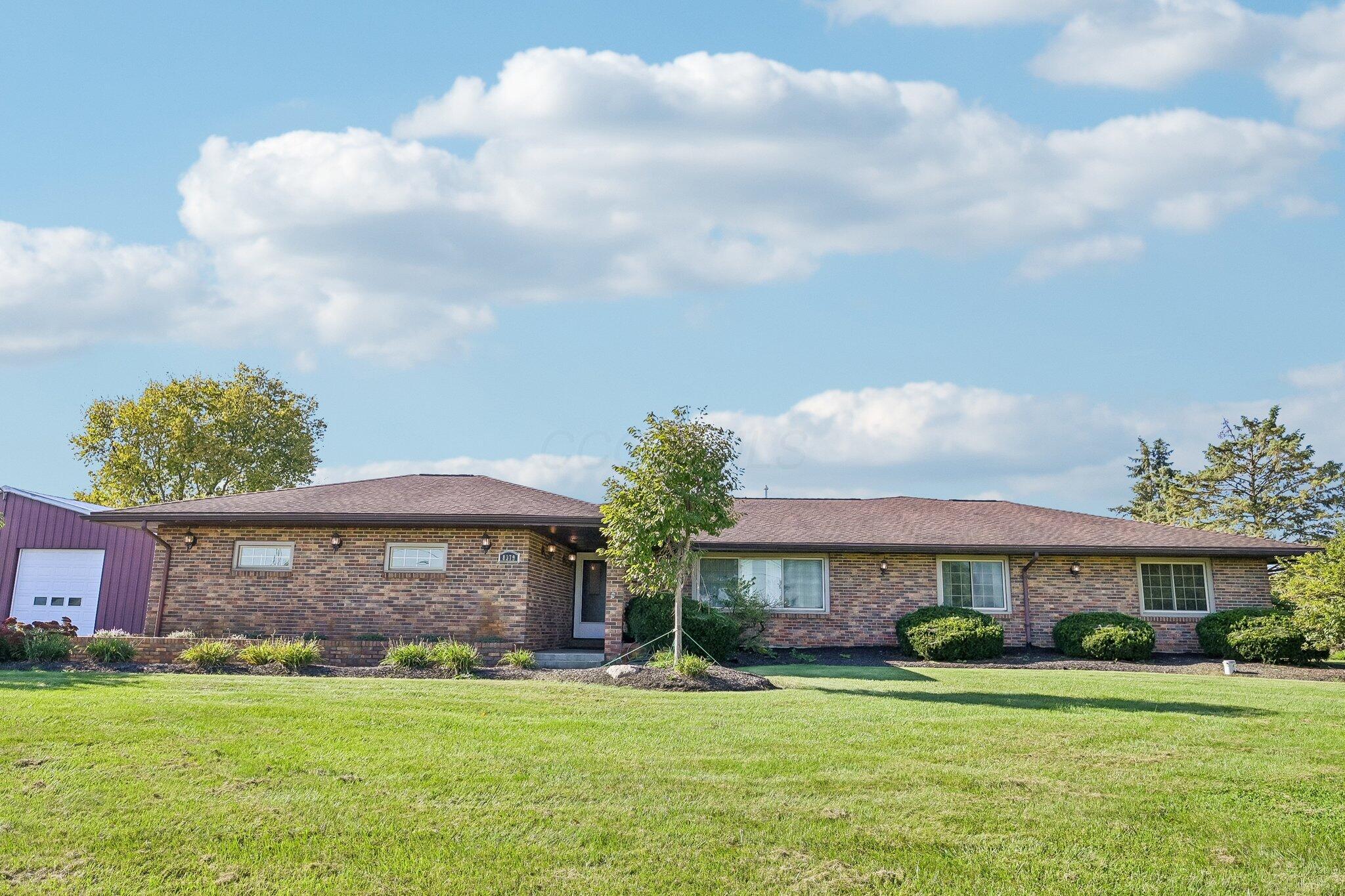 8379 London Groveport Road Property Photo 1