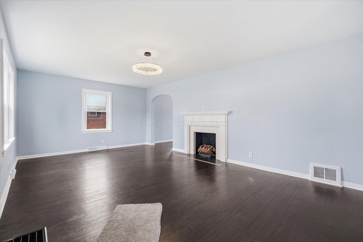 632 Westwood Avenue Property Photo 4