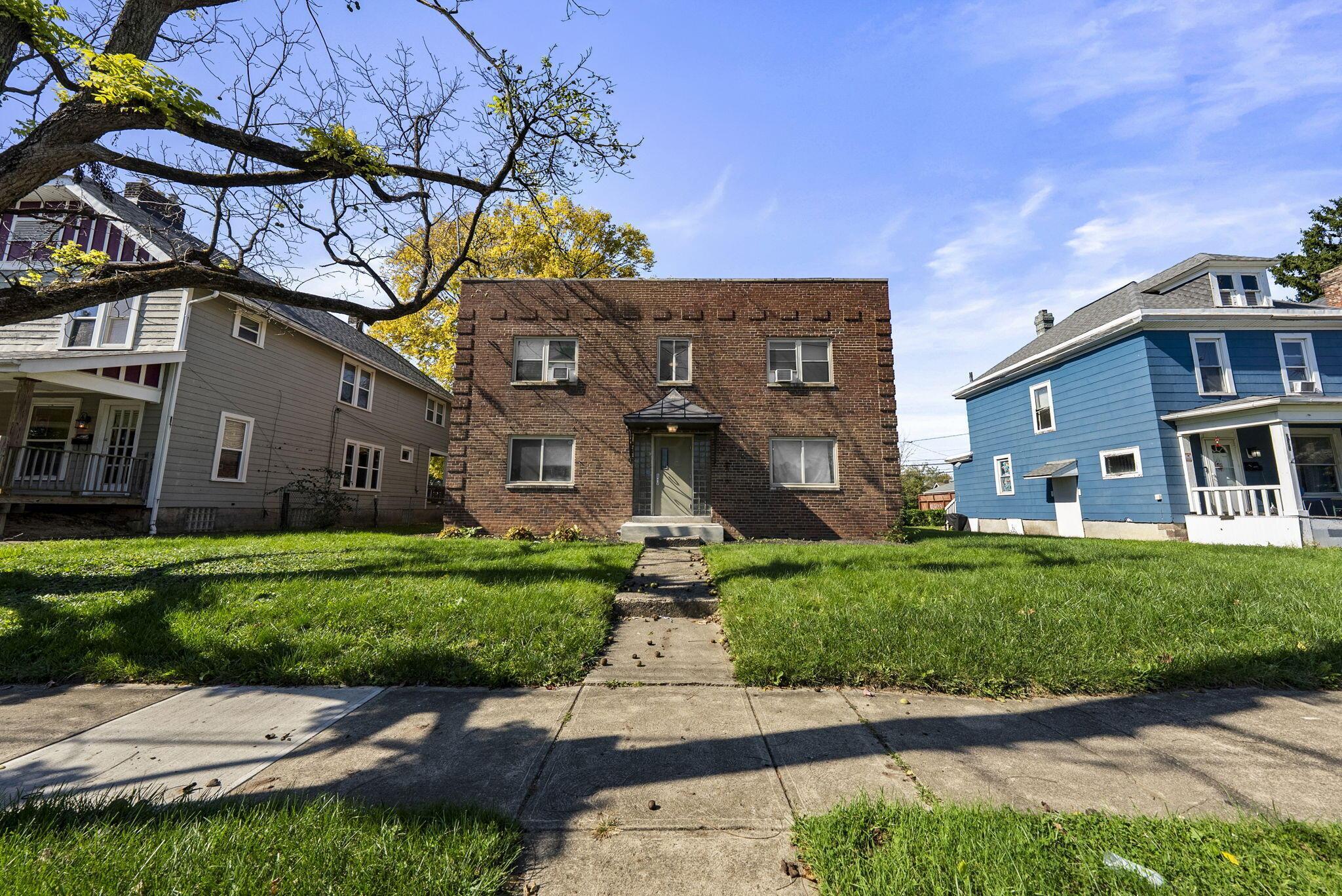 2519 Indianola Avenue Property Photo 3