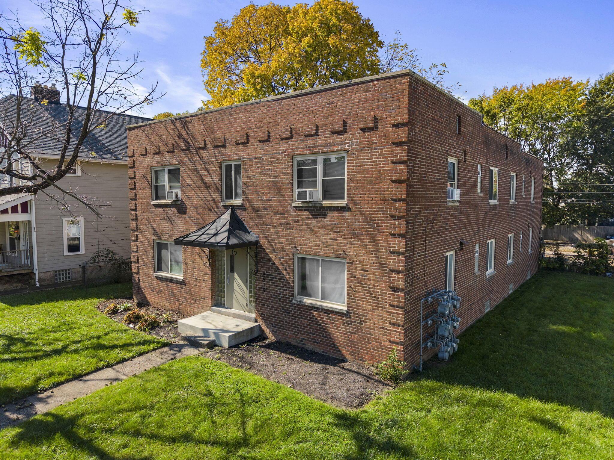 2519 Indianola Avenue Property Photo 4