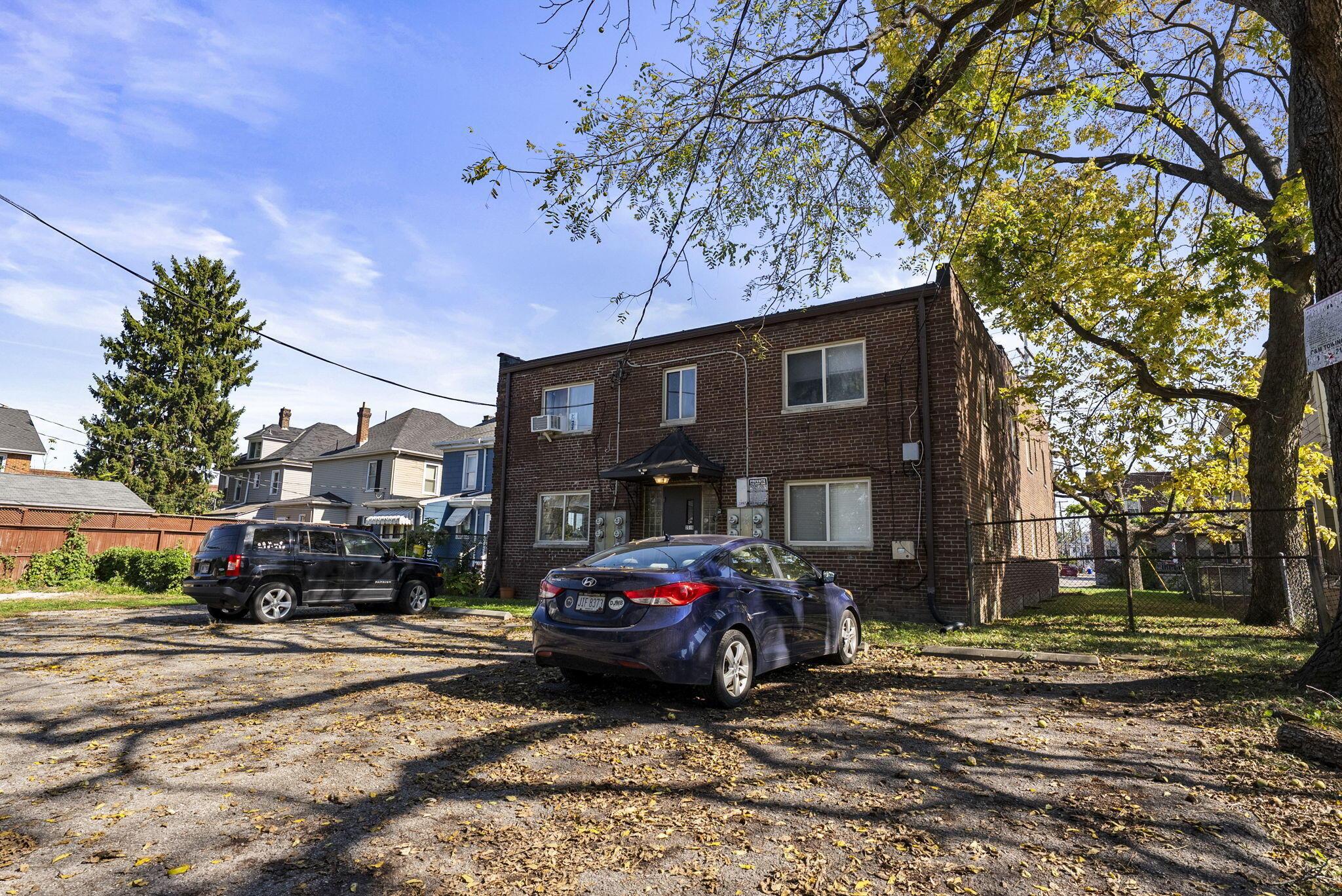 2519 Indianola Avenue Property Photo 16