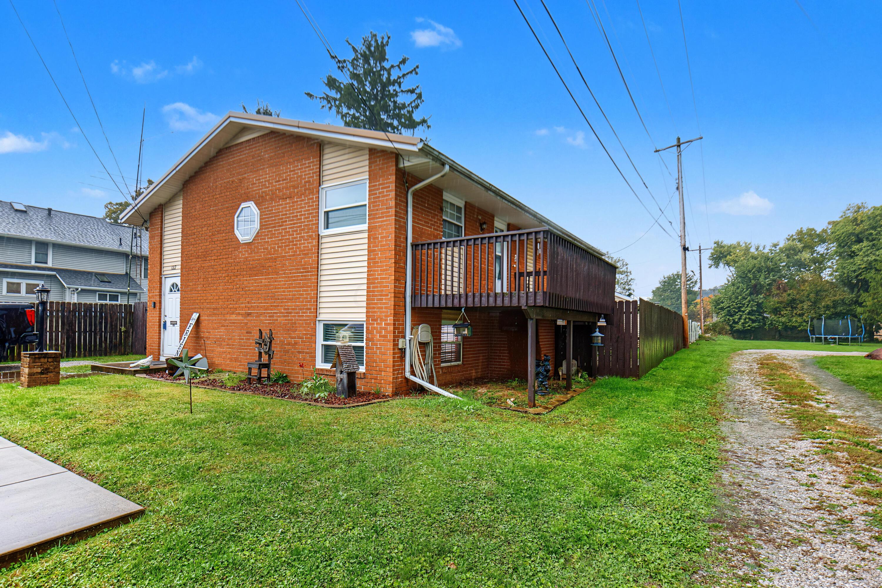 122 Cherry Street Property Photo 2