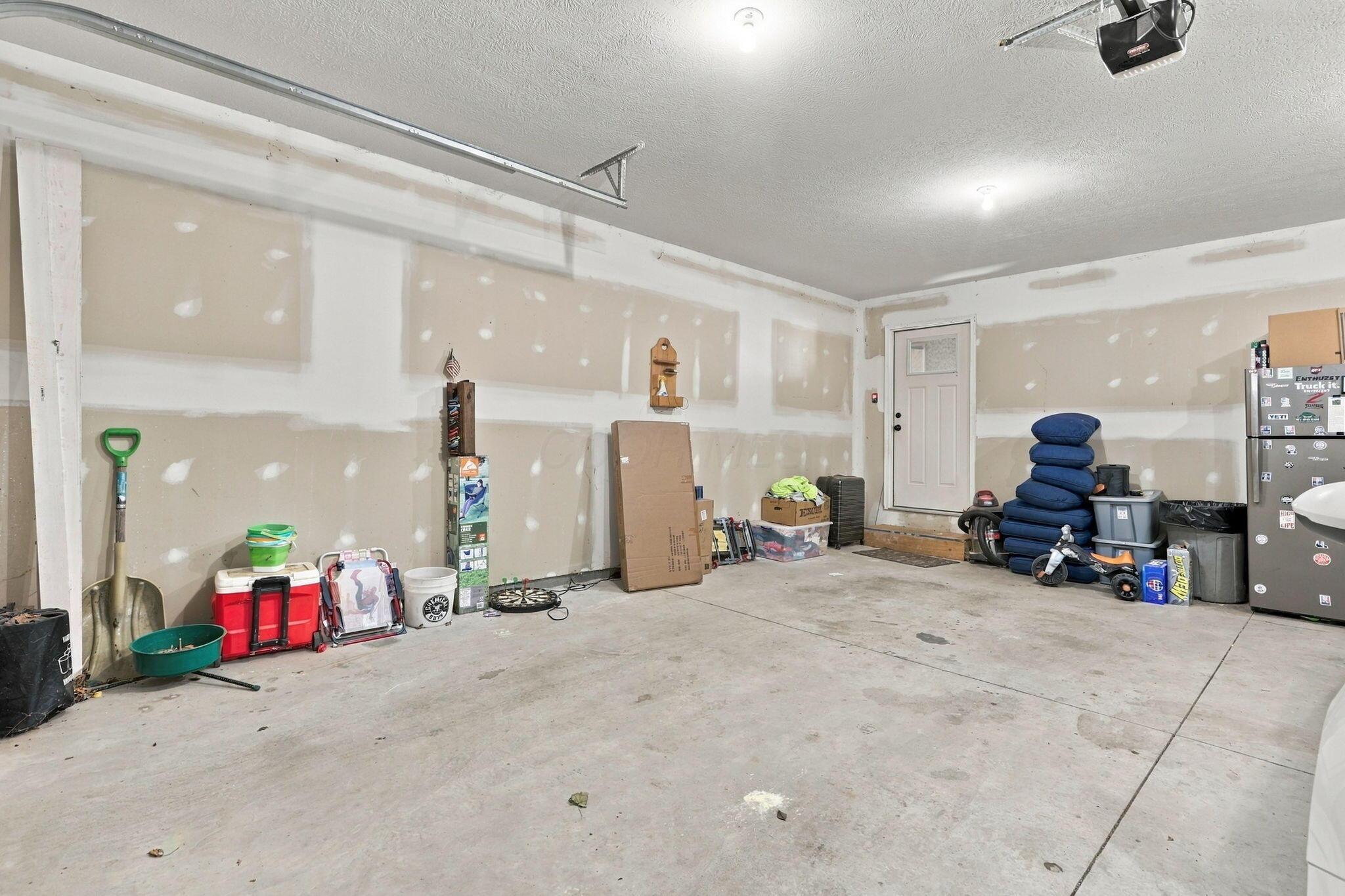 345 W High Street Property Photo 32