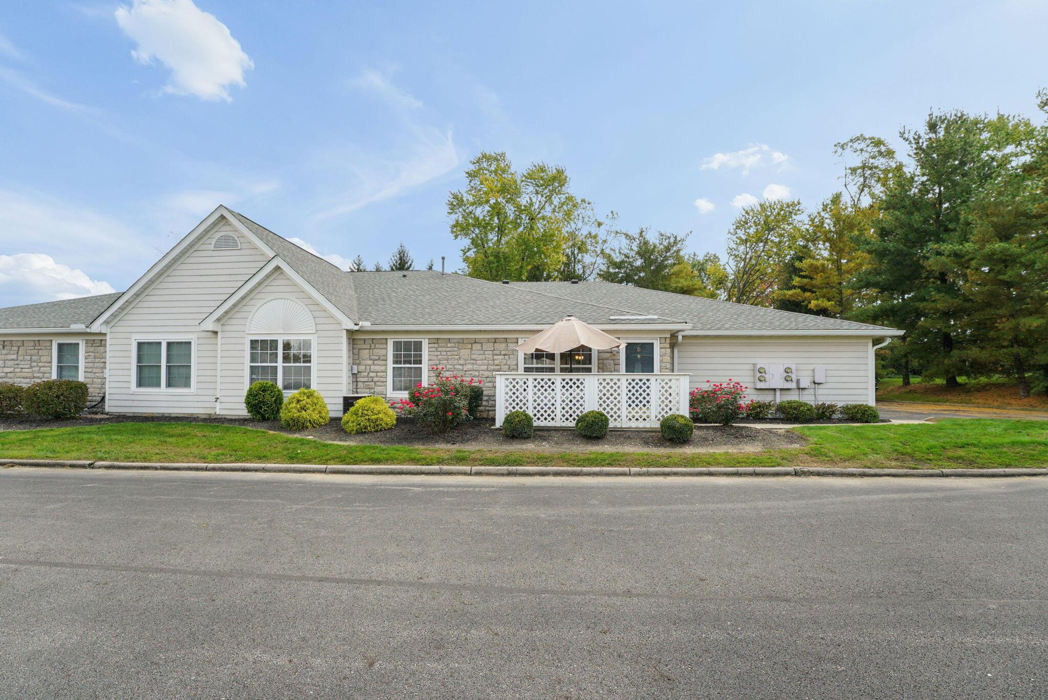 185 Groveport Pike, 14d Property Photo 2