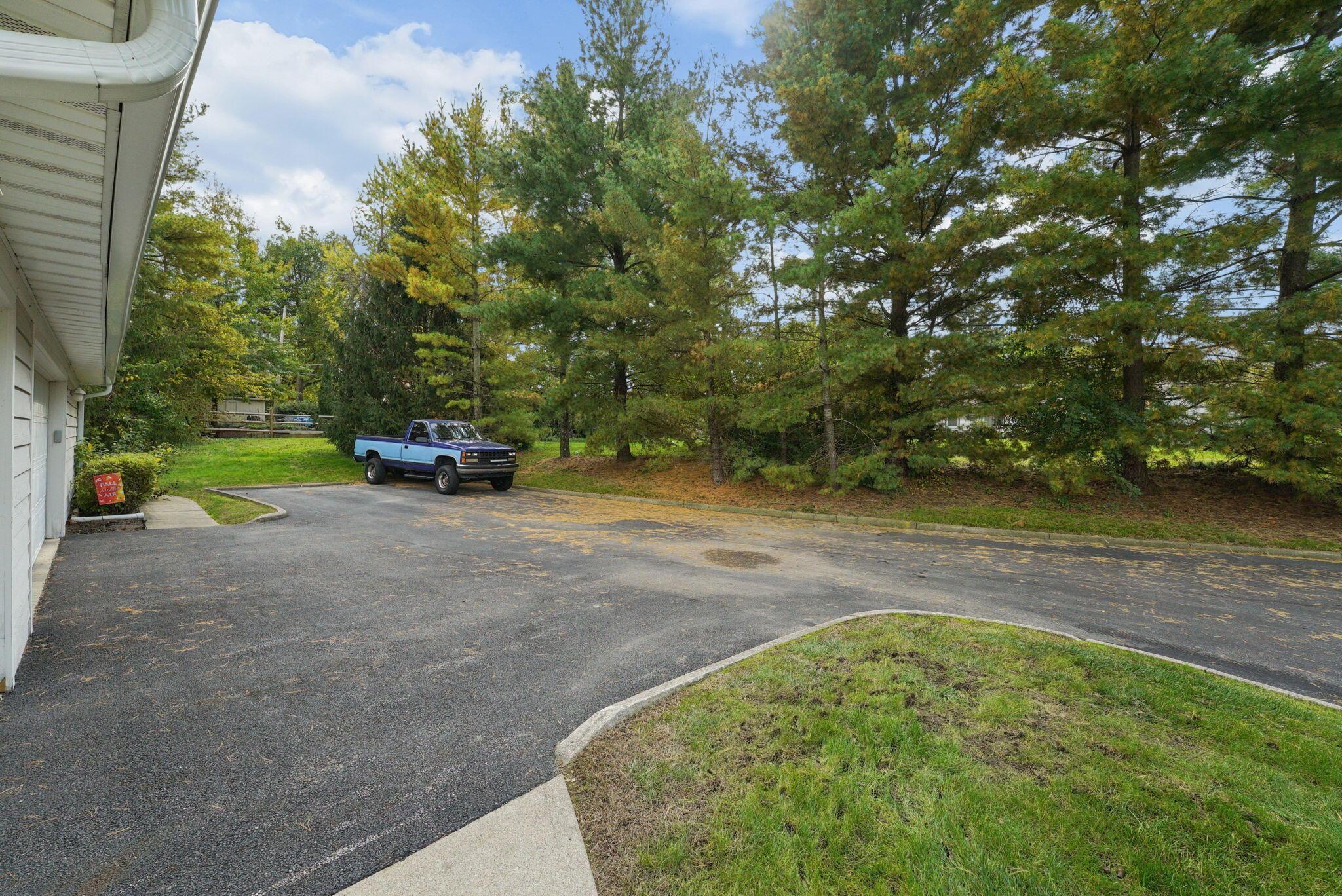 185 Groveport Pike, 14d Property Photo 26