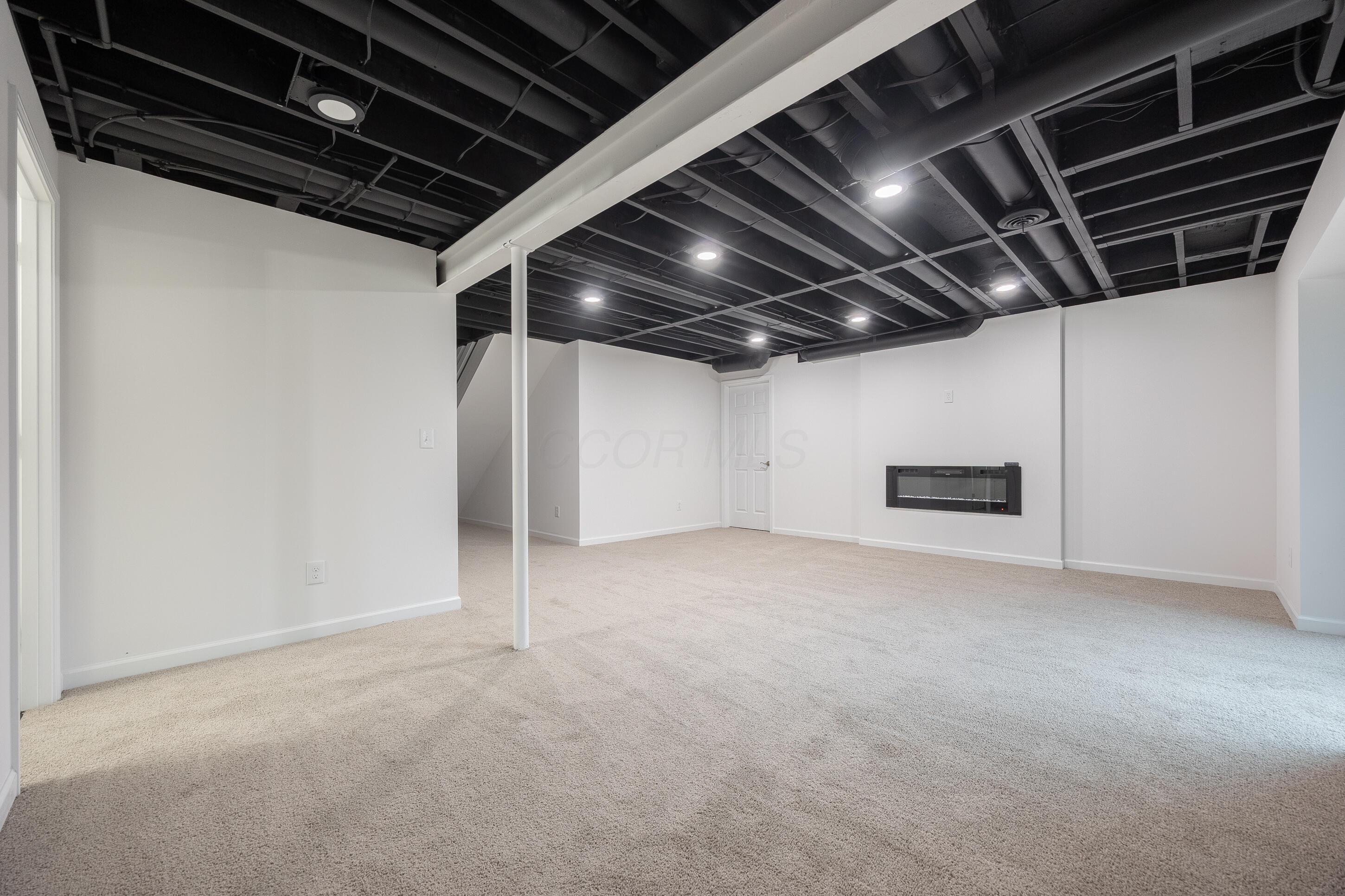 510 Yale Circle Property Photo 40