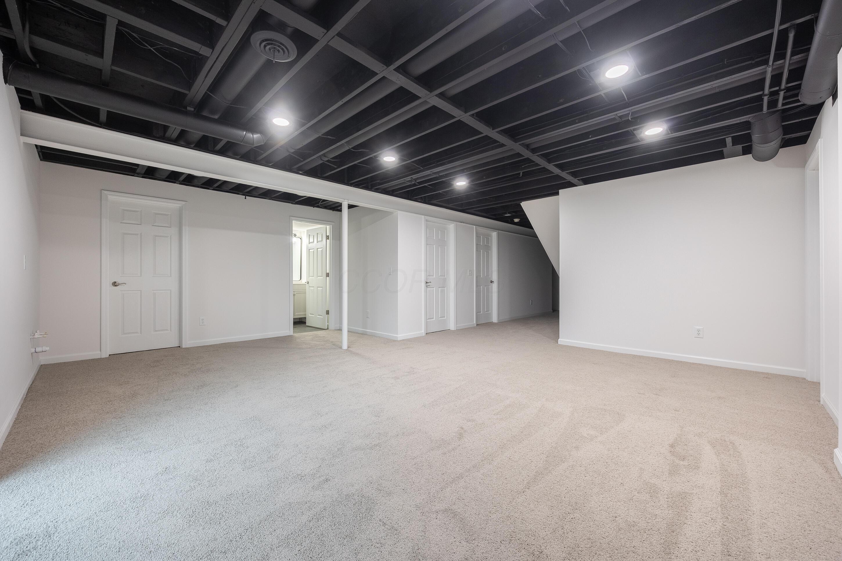 510 Yale Circle Property Photo 42