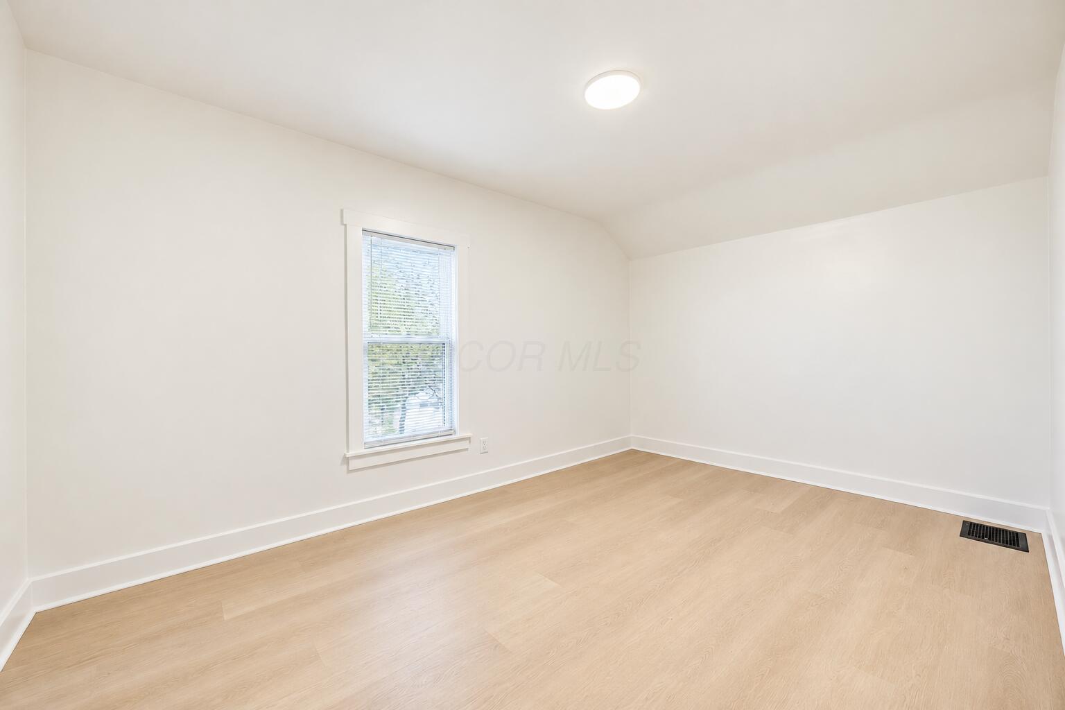 701 Berkeley Road Property Photo 22