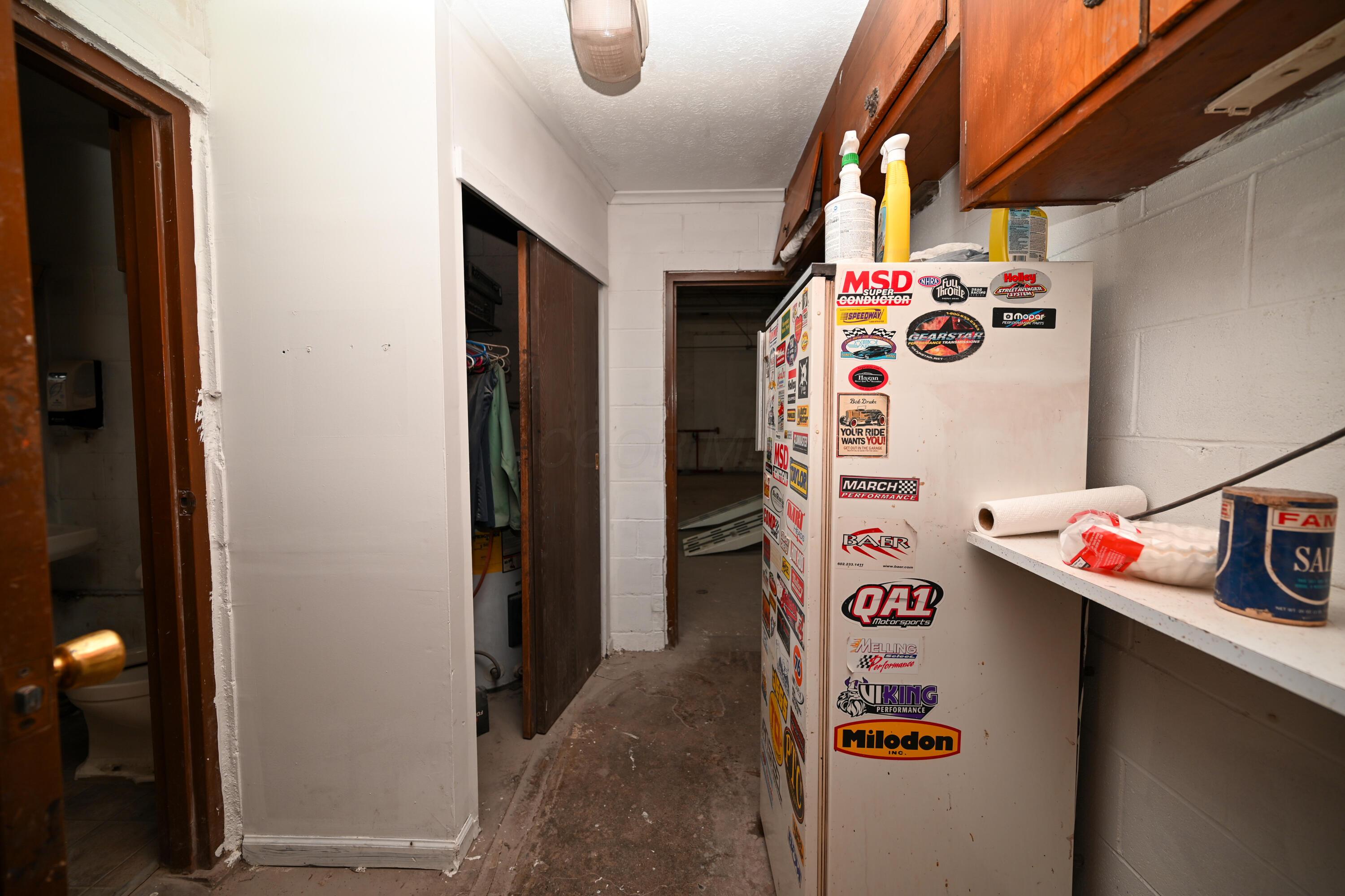 320 N Main Property Photo 12