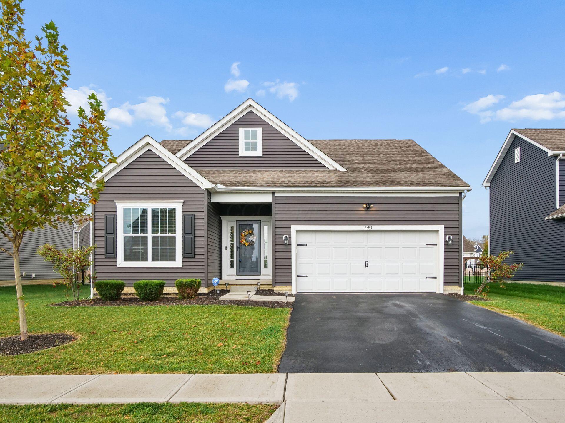 390 Hazeltine Loop Property Photo 1