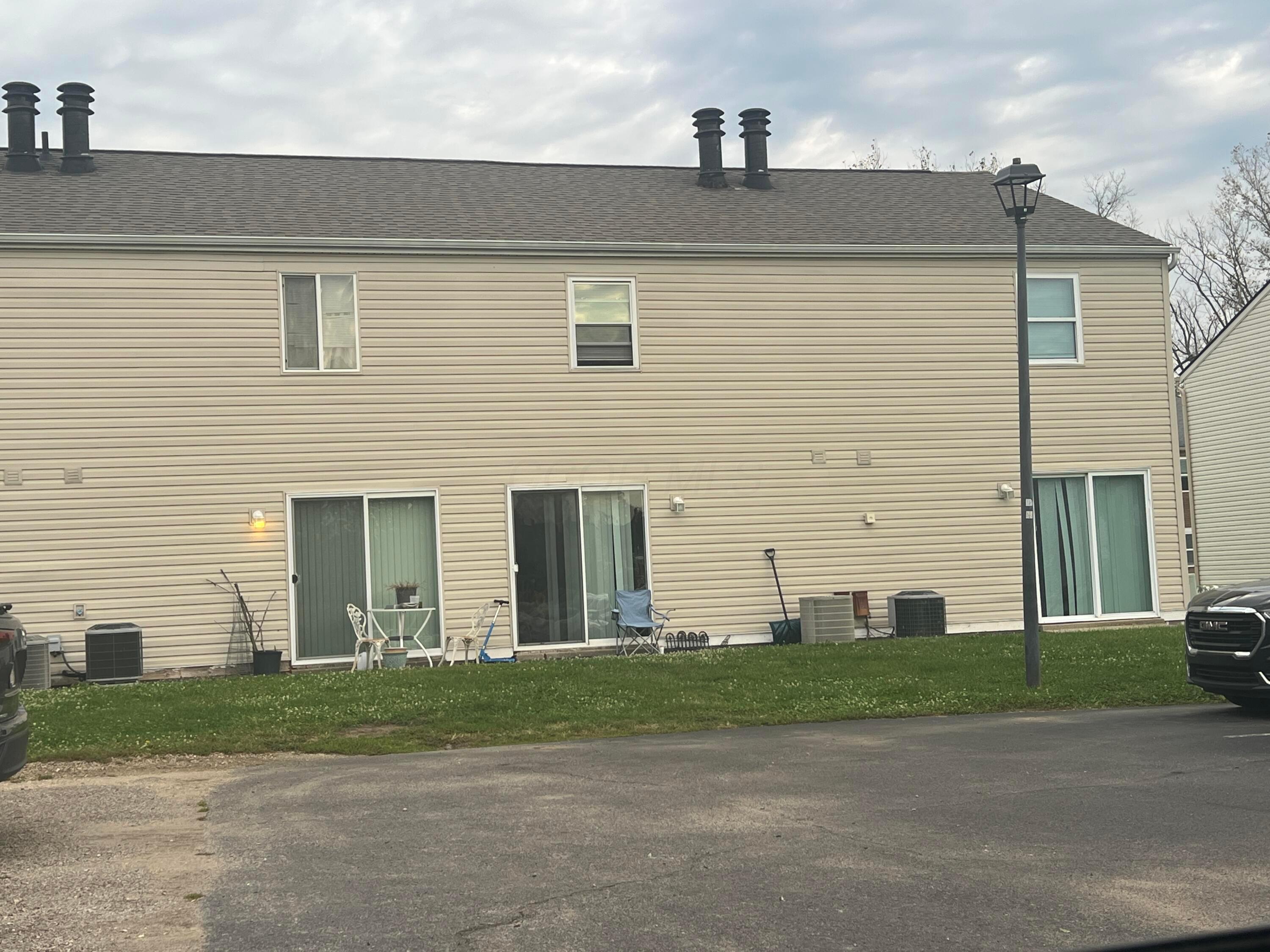 1551-1557 Worthington Row Drive Property Photo 20