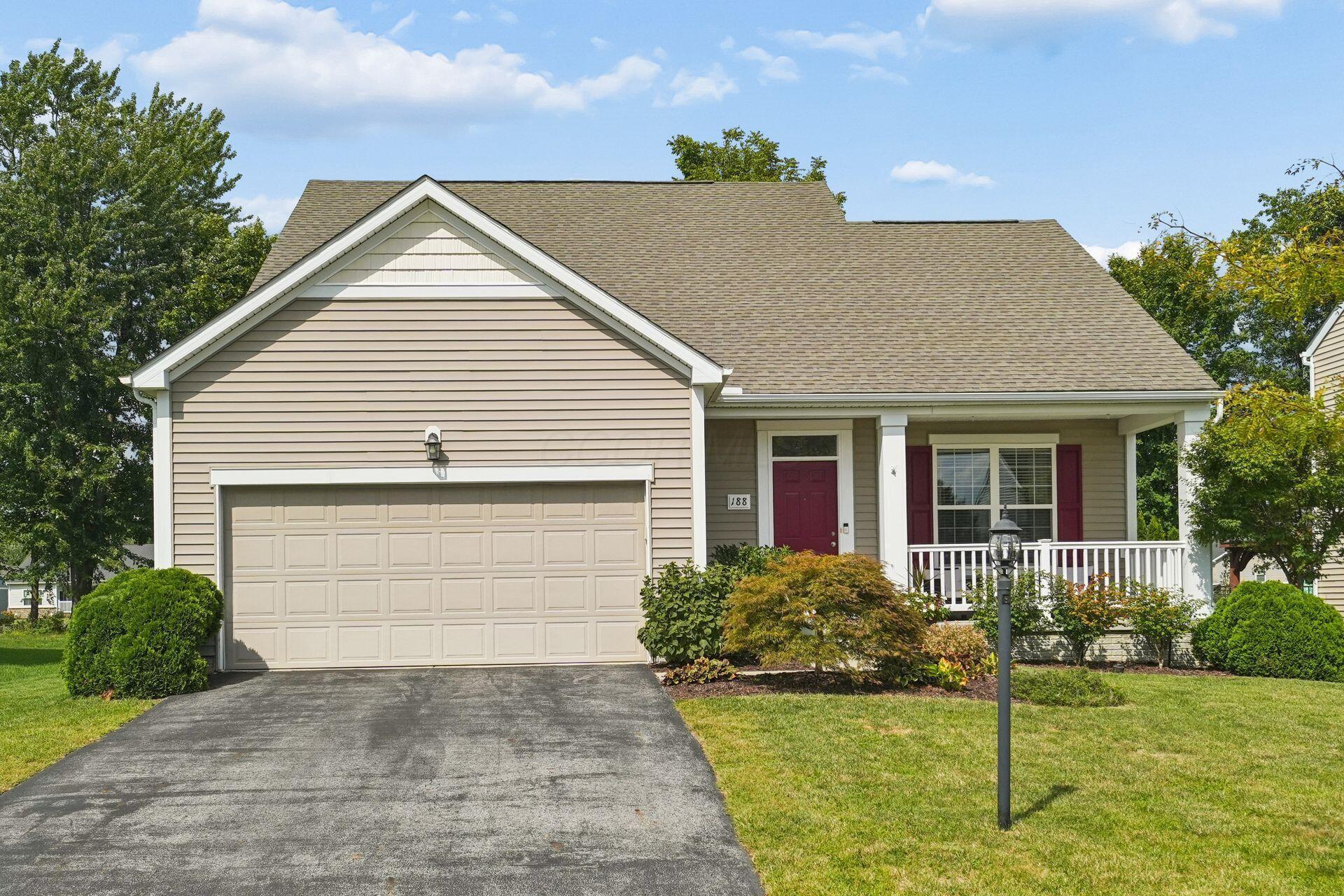188 Glen Crossing Drive Property Photo 1
