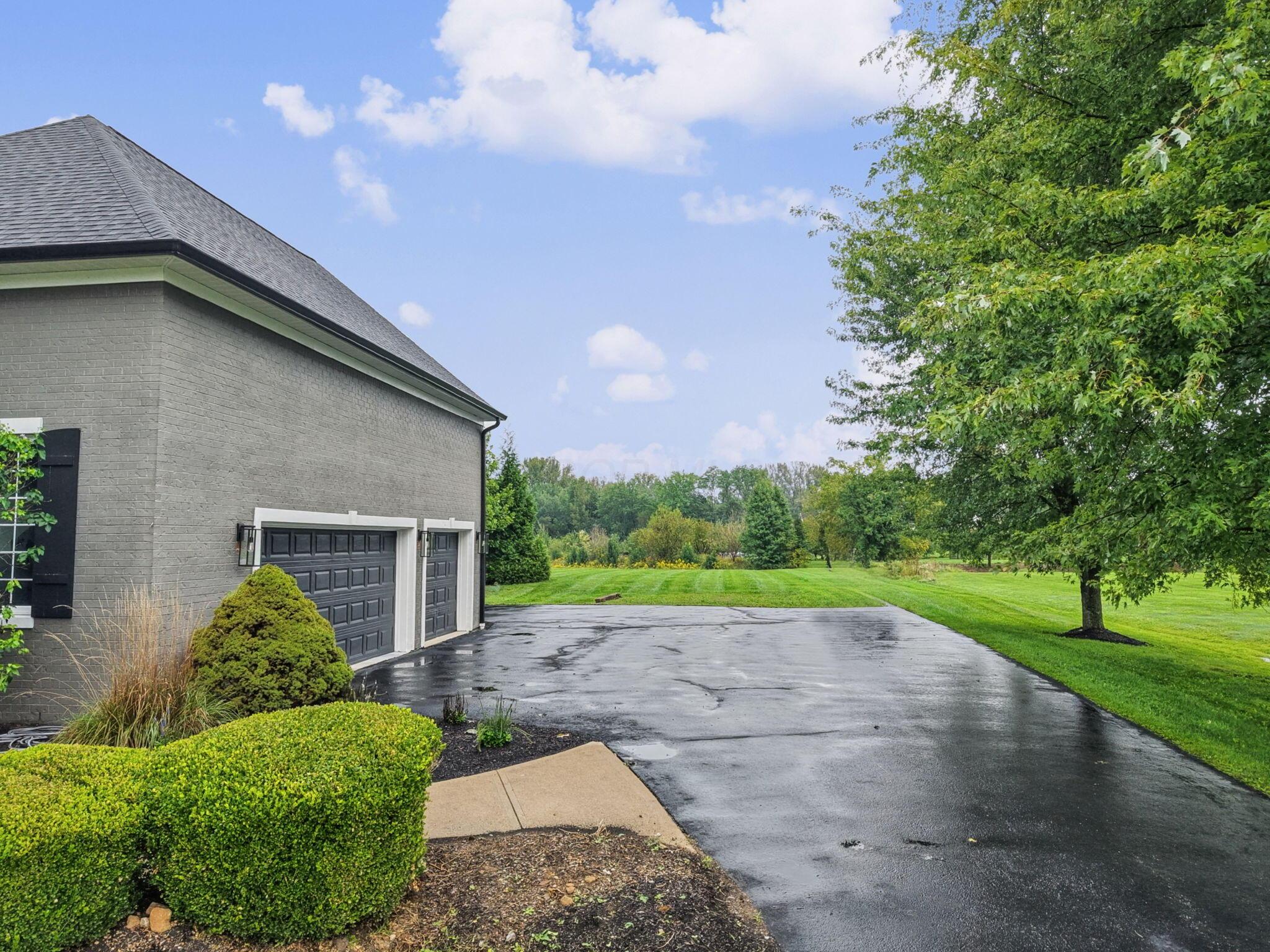 10820 Winchester Road Nw Property Photo 5