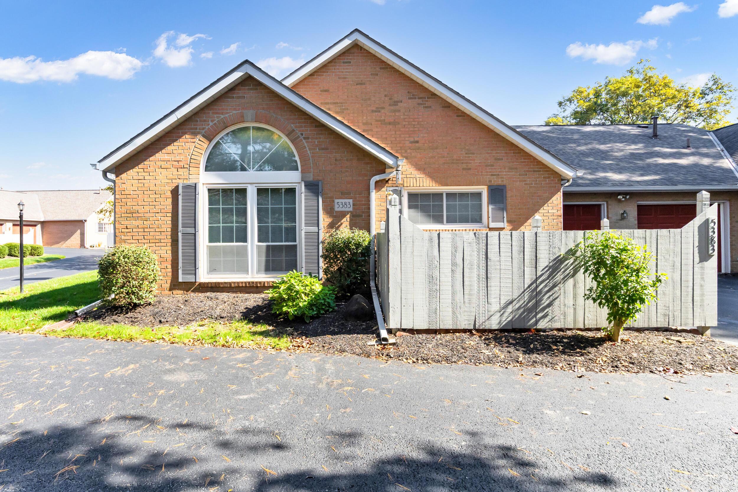 5383 Pond View Drive Property Photo 1