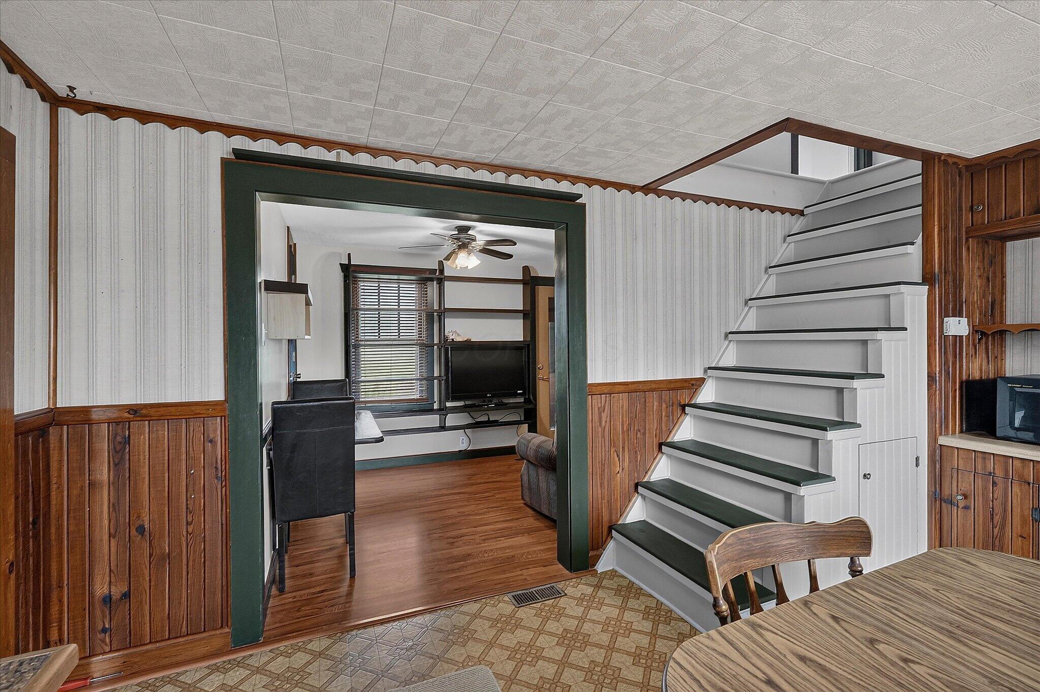 3992 White Road Se Property Photo 14