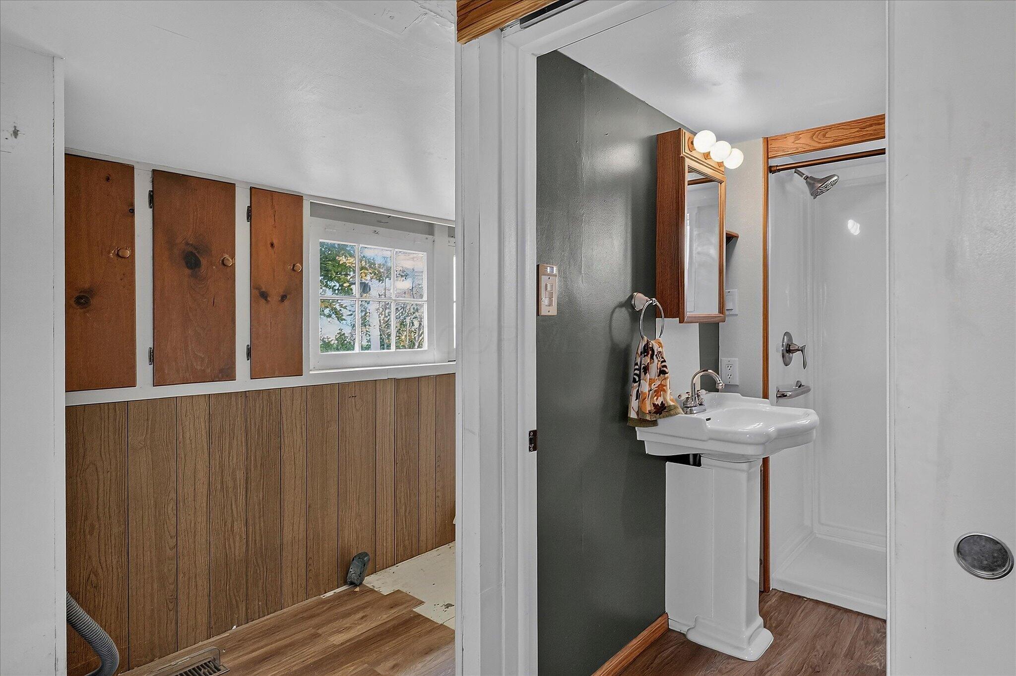 3992 White Road Se Property Photo 19