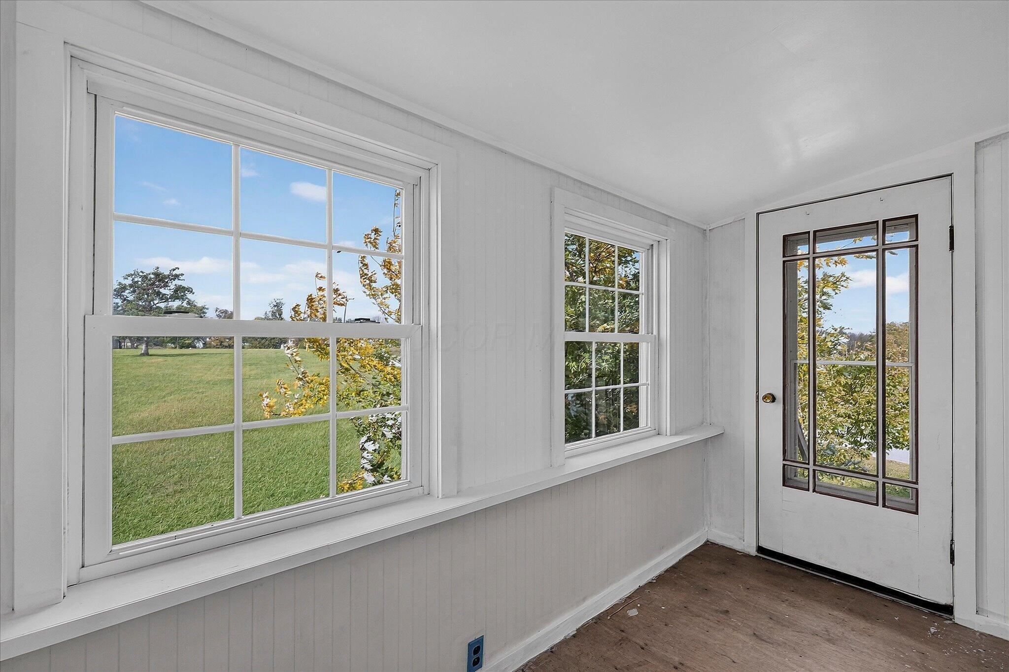 3992 White Road Se Property Photo 26