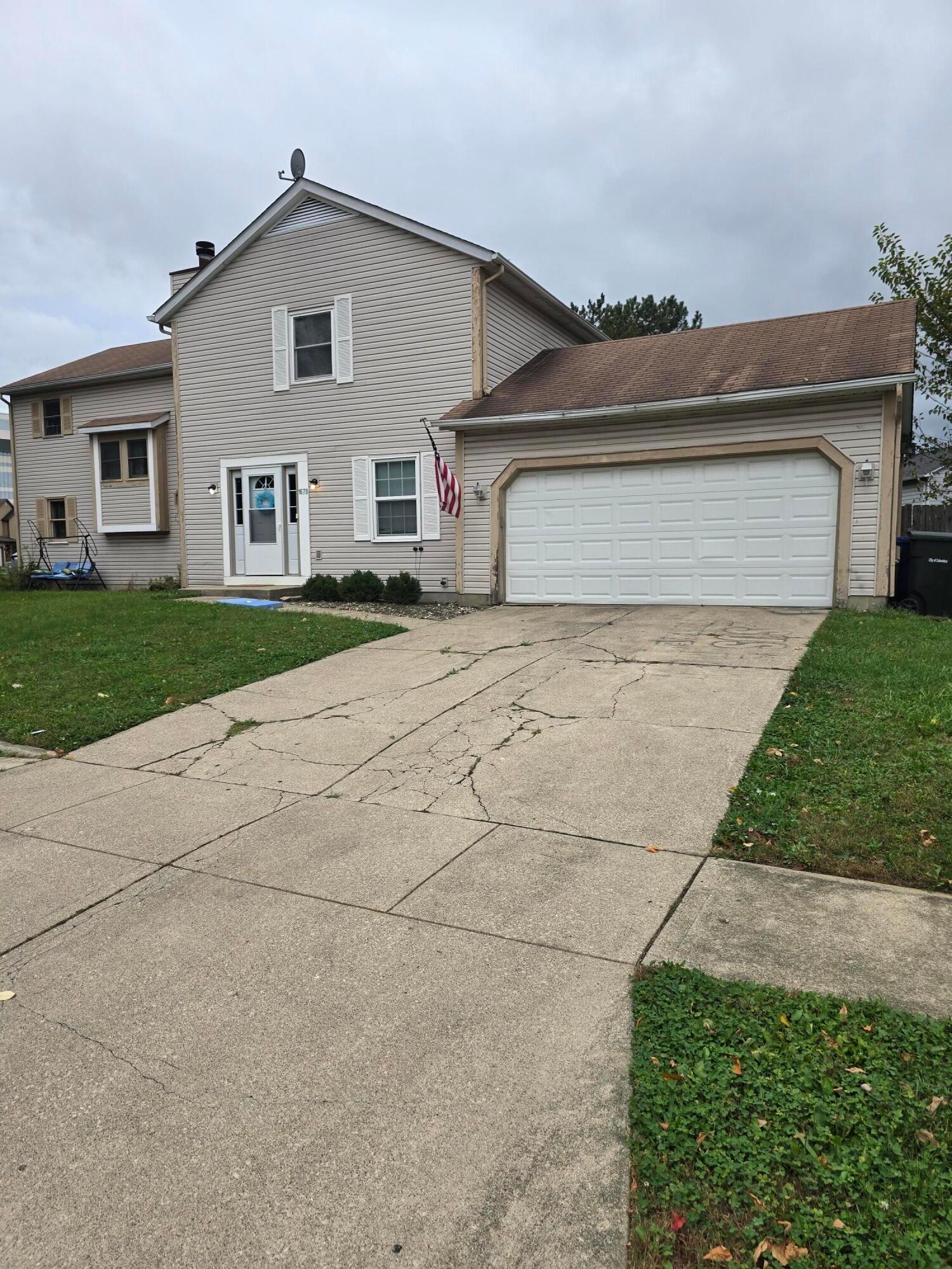 1678 1680 Watertower Drive Property Photo 3