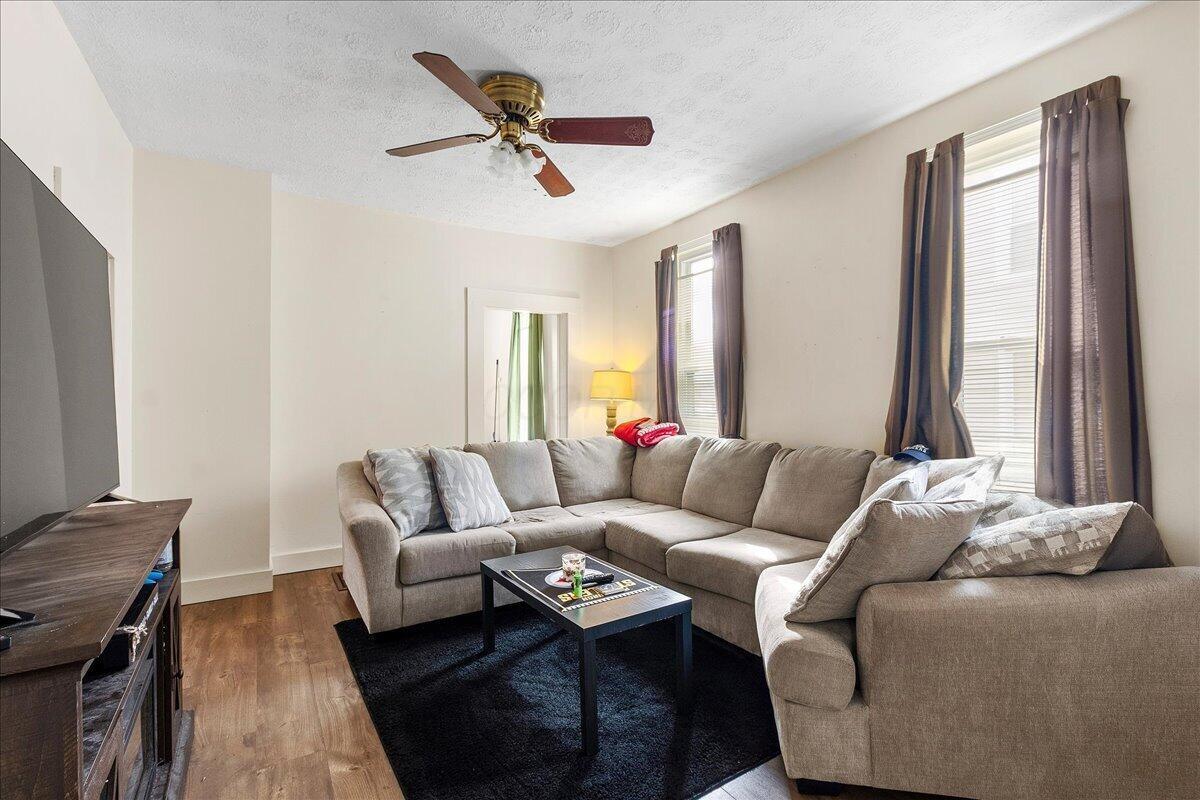 140 N Stanley Street Property Photo 4