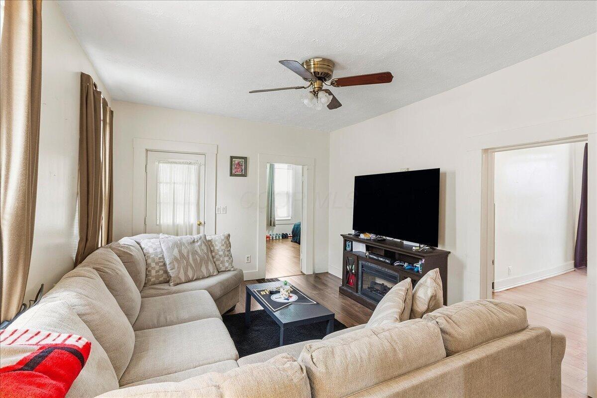 140 N Stanley Street Property Photo 5