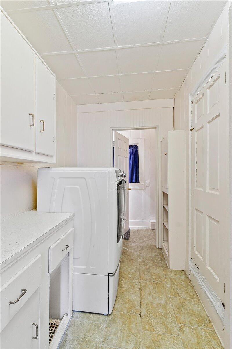 140 N Stanley Street Property Photo 11