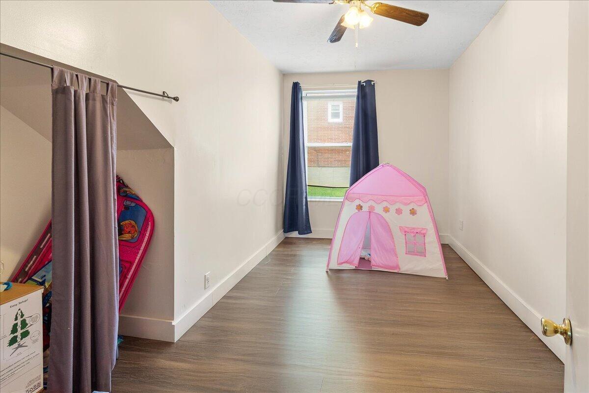 140 N Stanley Street Property Photo 15