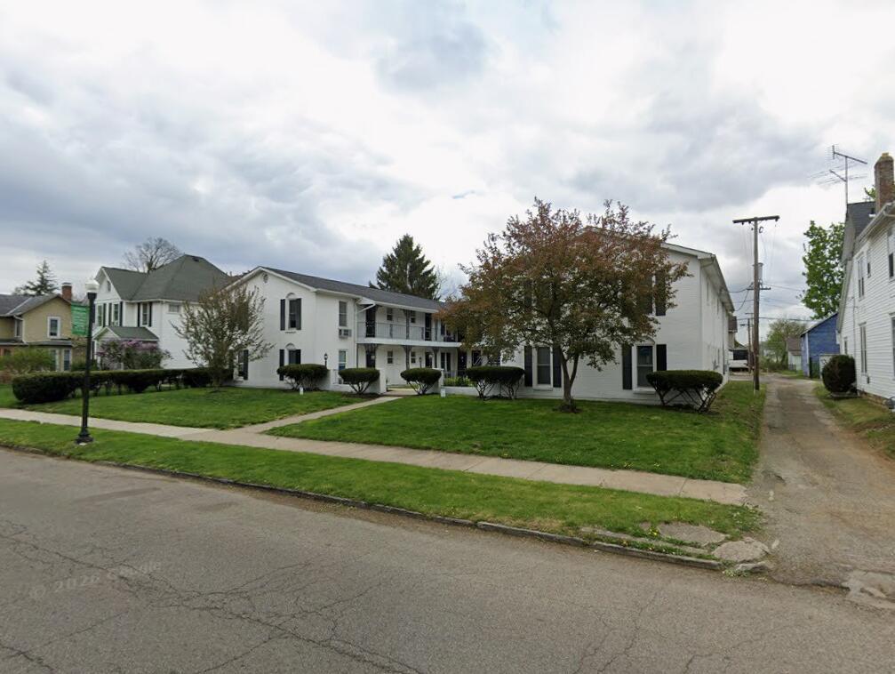376 Hudson Avenue Property Photo 3
