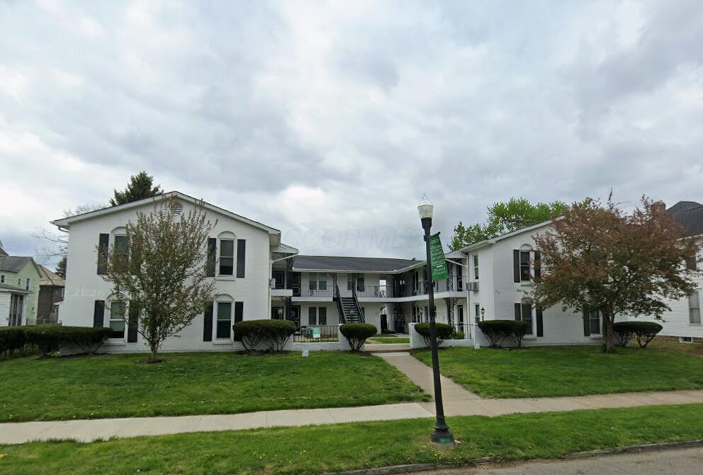 376 Hudson Avenue Property Photo 4