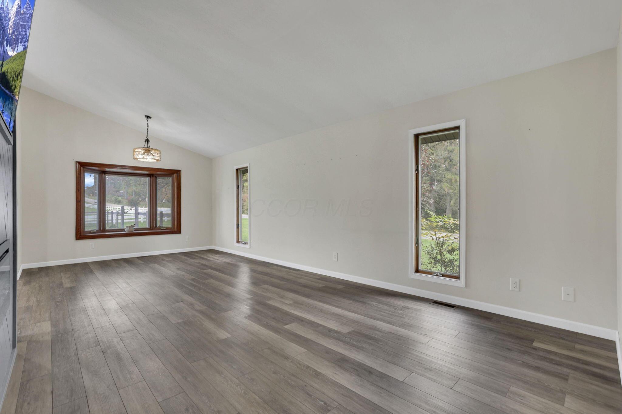 1710 Marietta Road Ne Property Photo 8