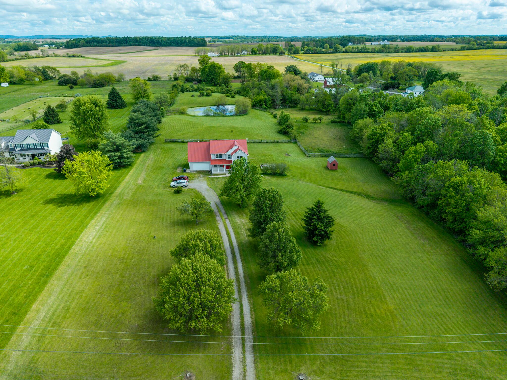 10128 Small Road Property Photo 1