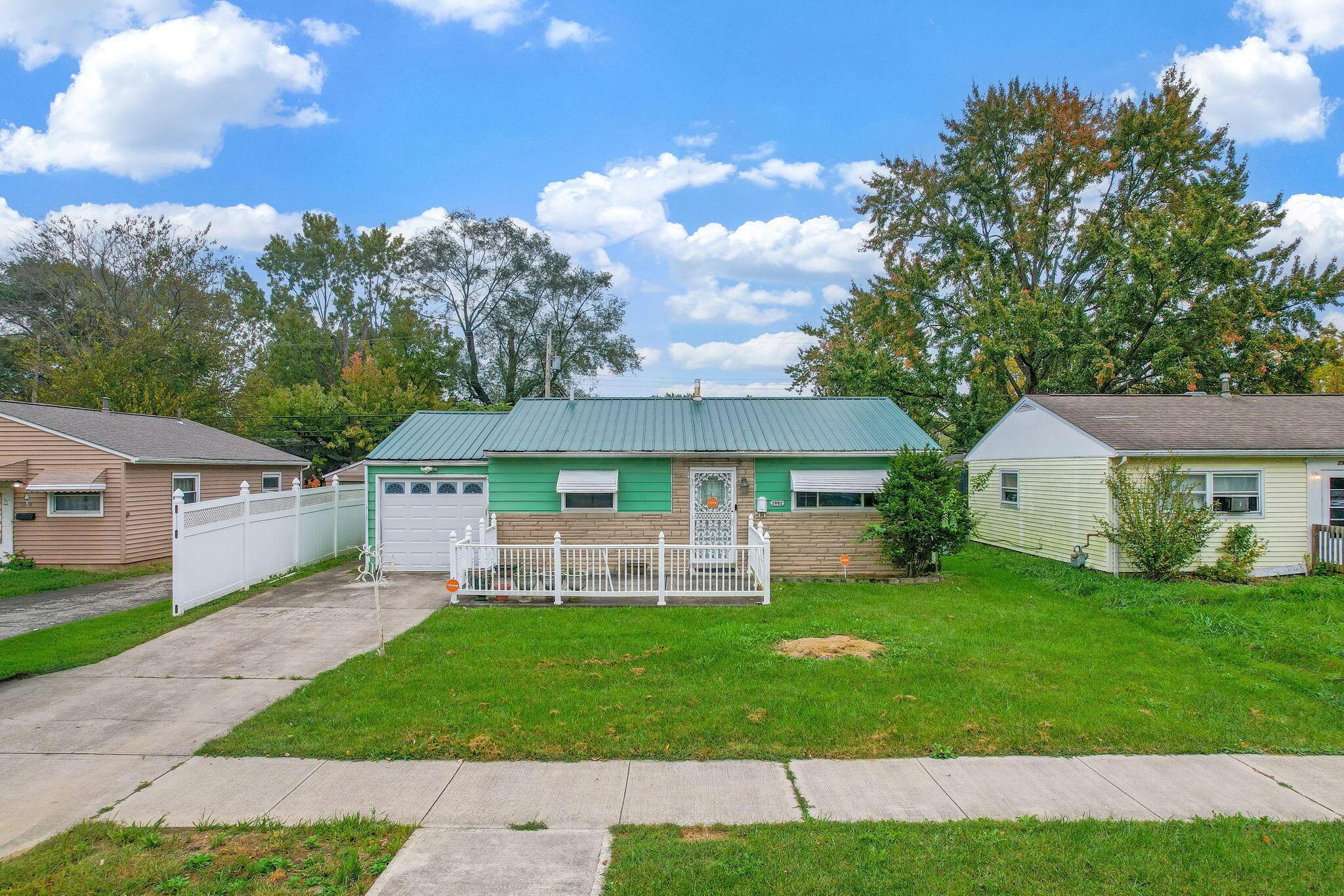 2992 Fairwood Avenue Property Photo 1