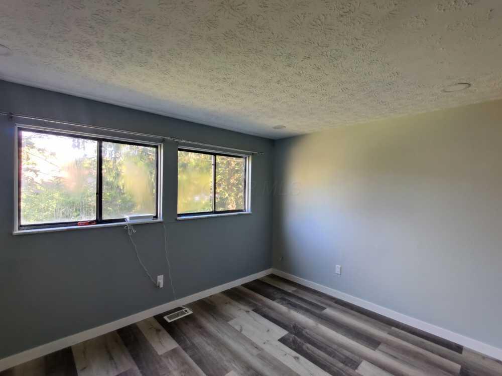 6406-6408 Wolcott Court Property Photo 5