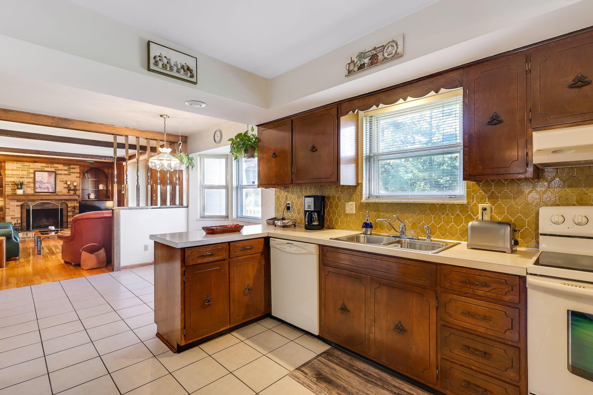 5253 Arrowood Loop E Property Photo 12
