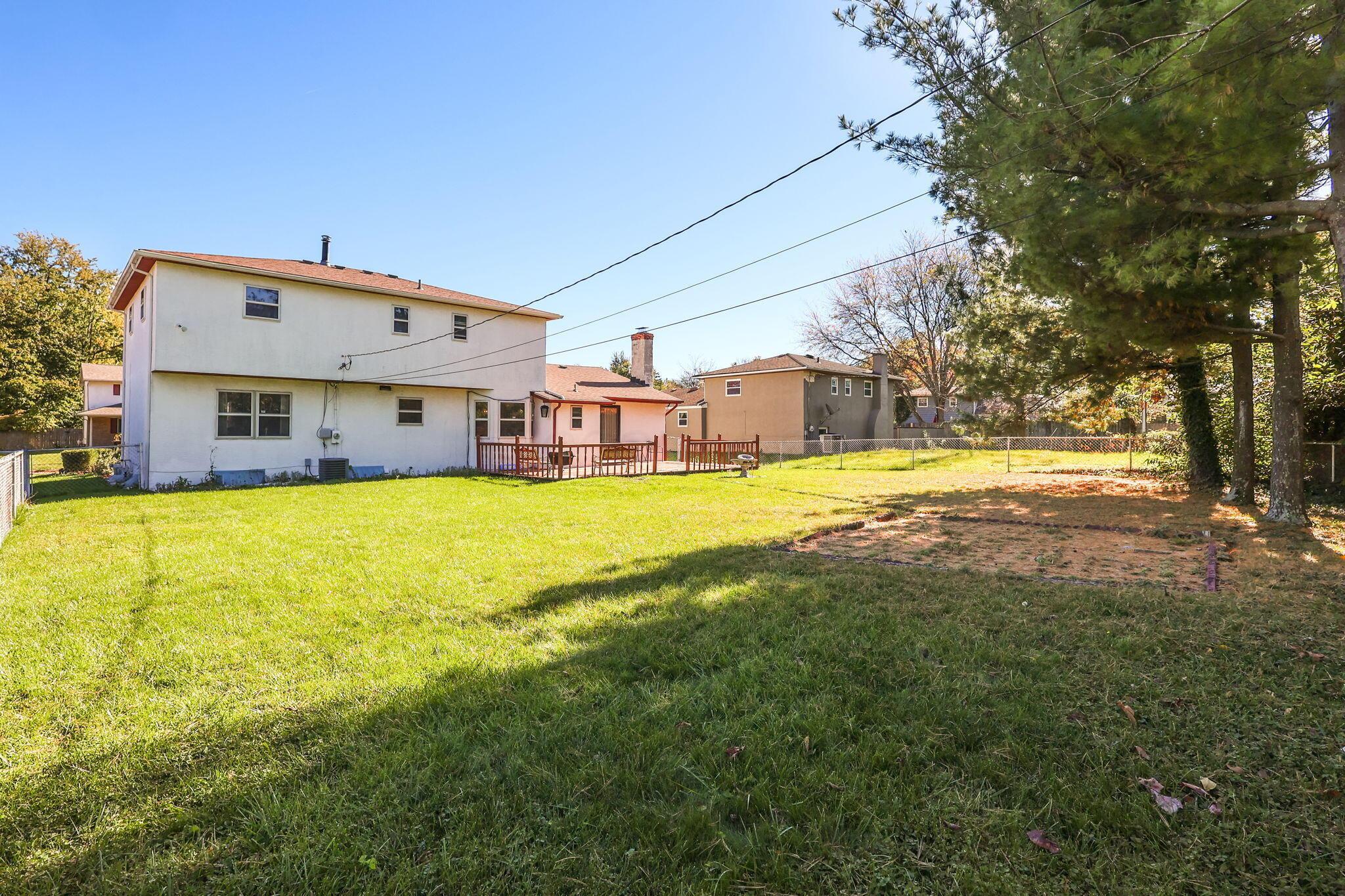 5253 Arrowood Loop E Property Photo 40