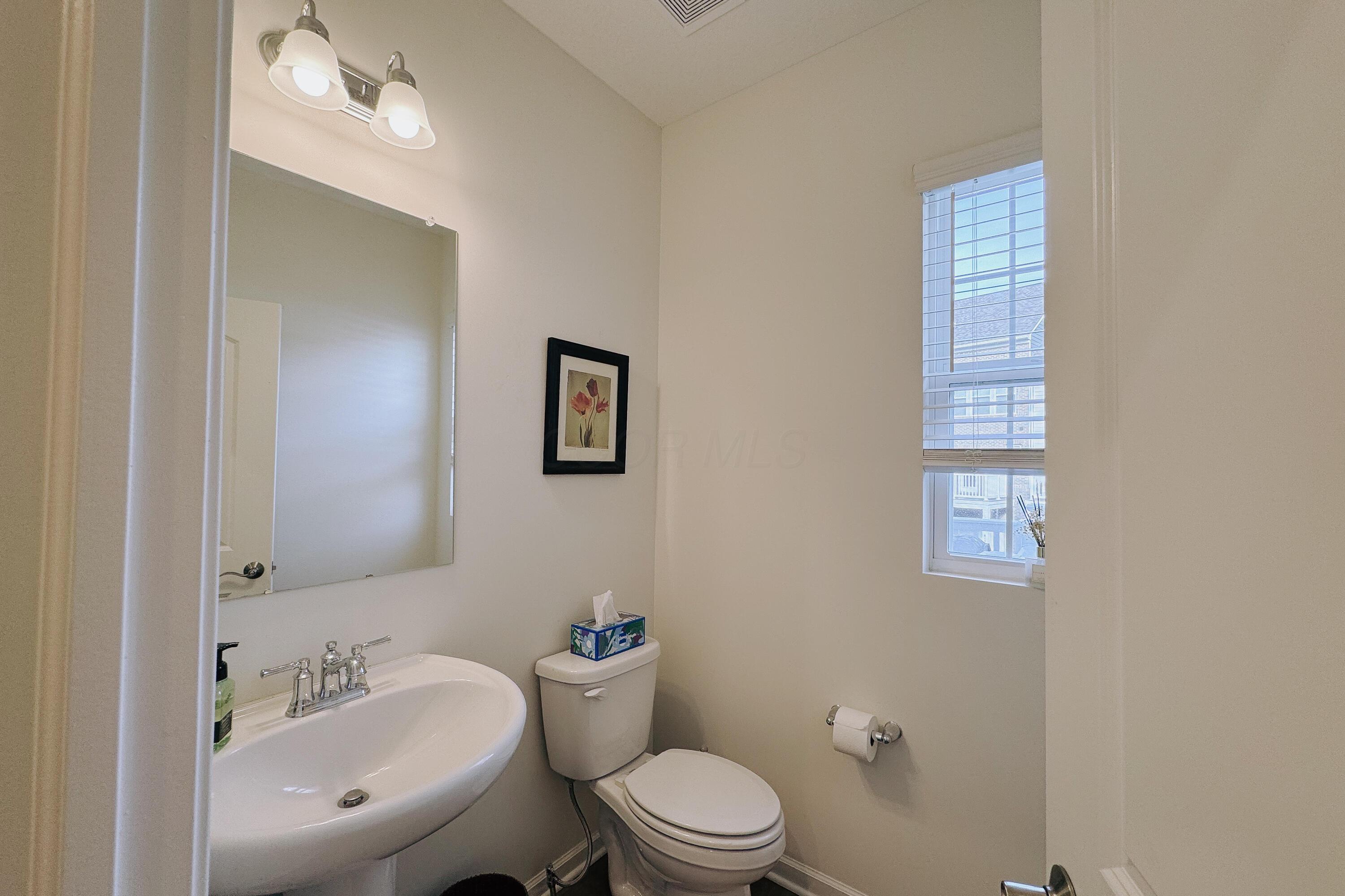 4176 John Shields Parkway, 202 Property Photo 26