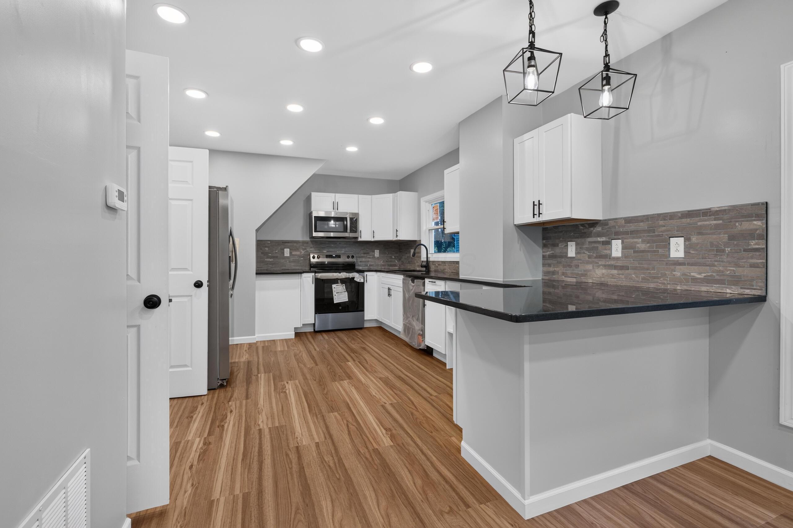 427 Park Street Property Photo 13