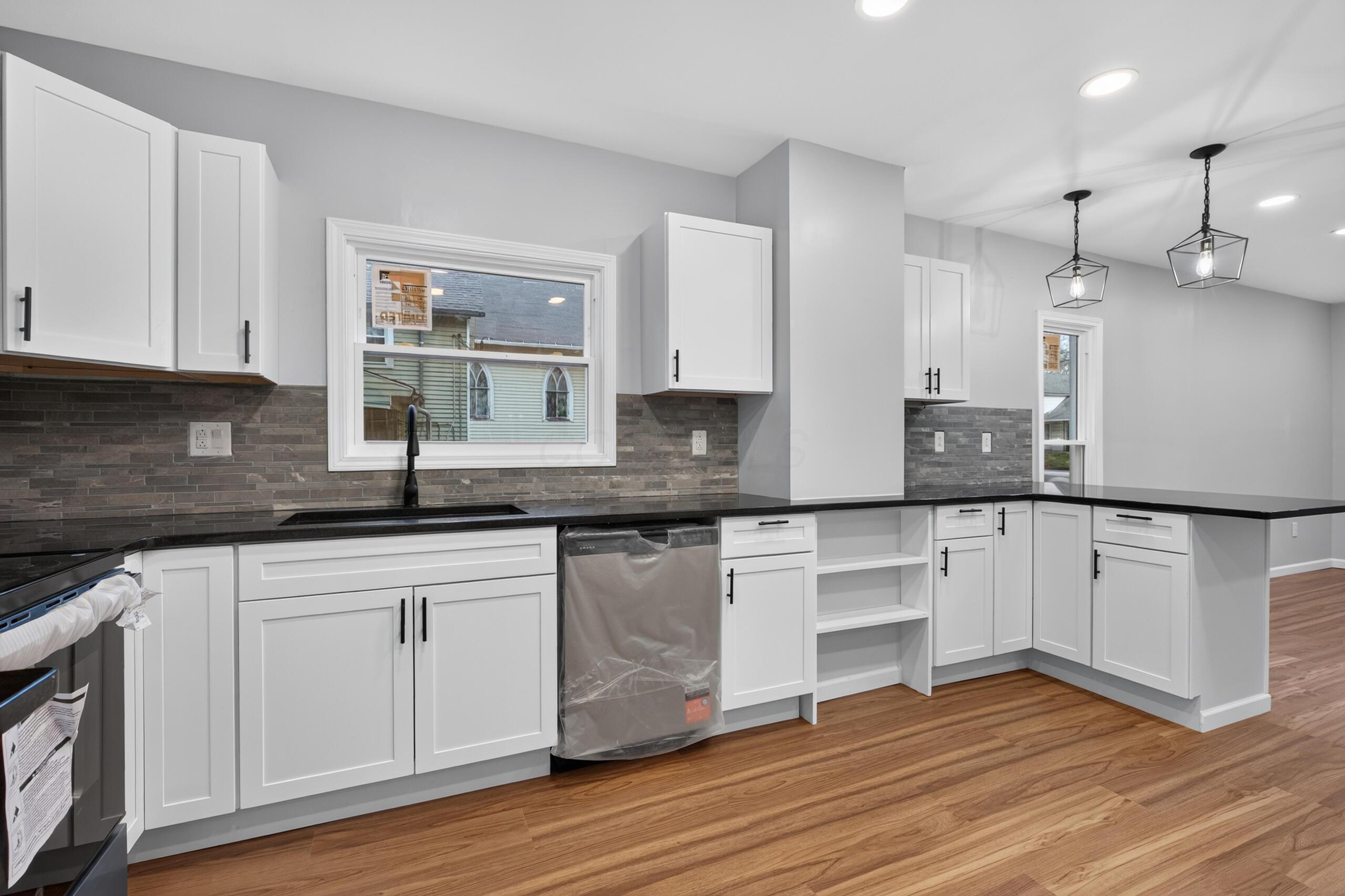 427 Park Street Property Photo 14